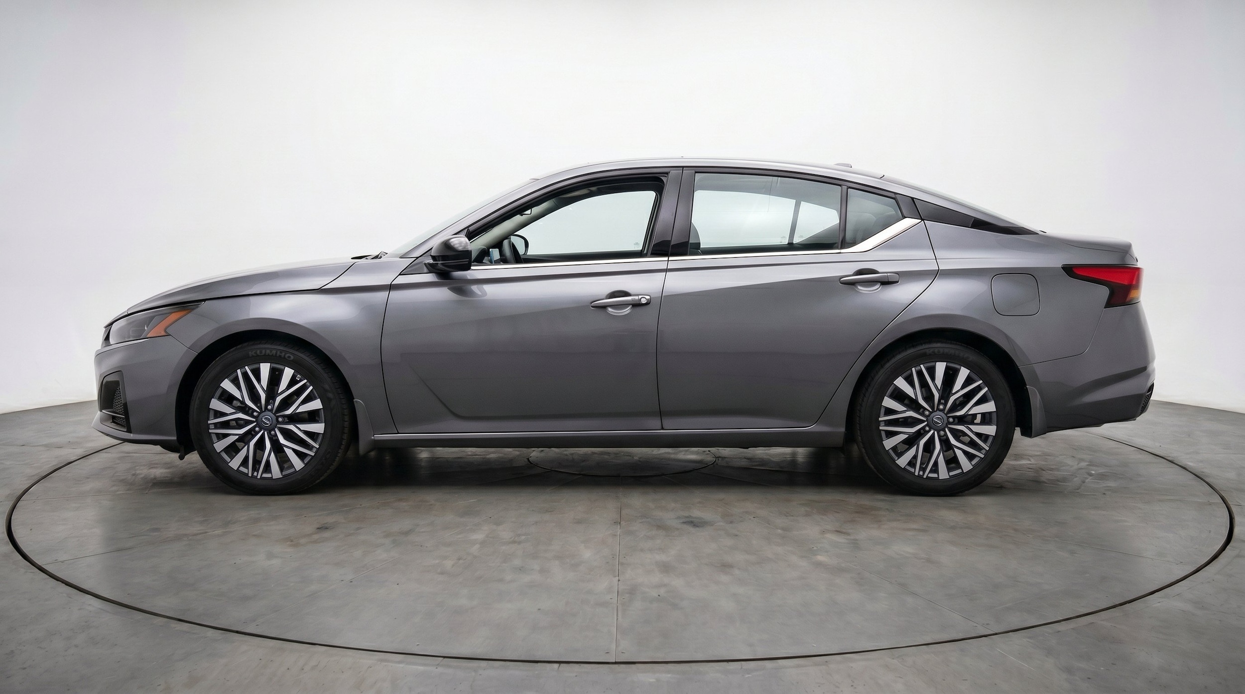Thumbnail: 2026 Nissan Altima - 5