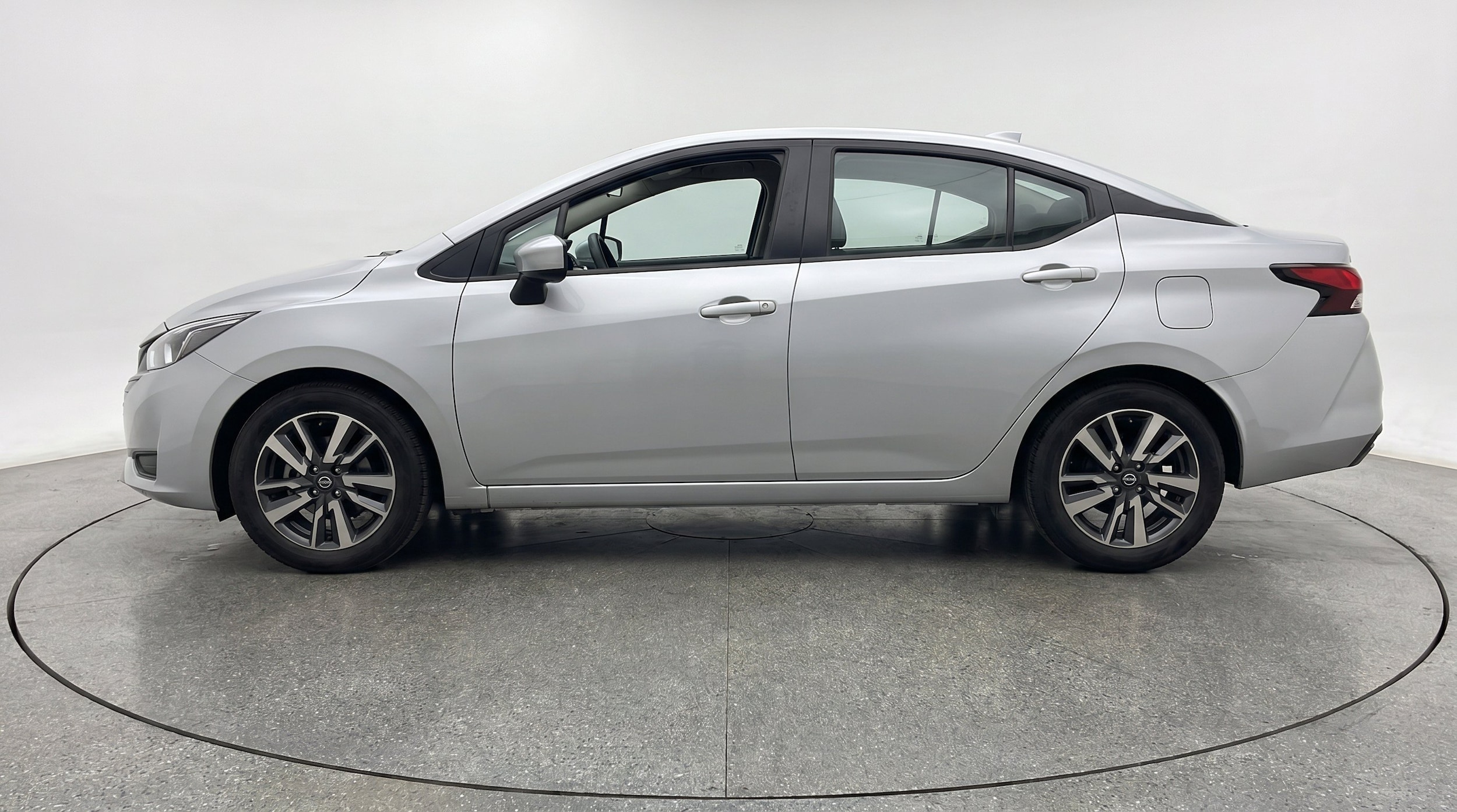 Thumbnail: 2025 Nissan Versa - 5