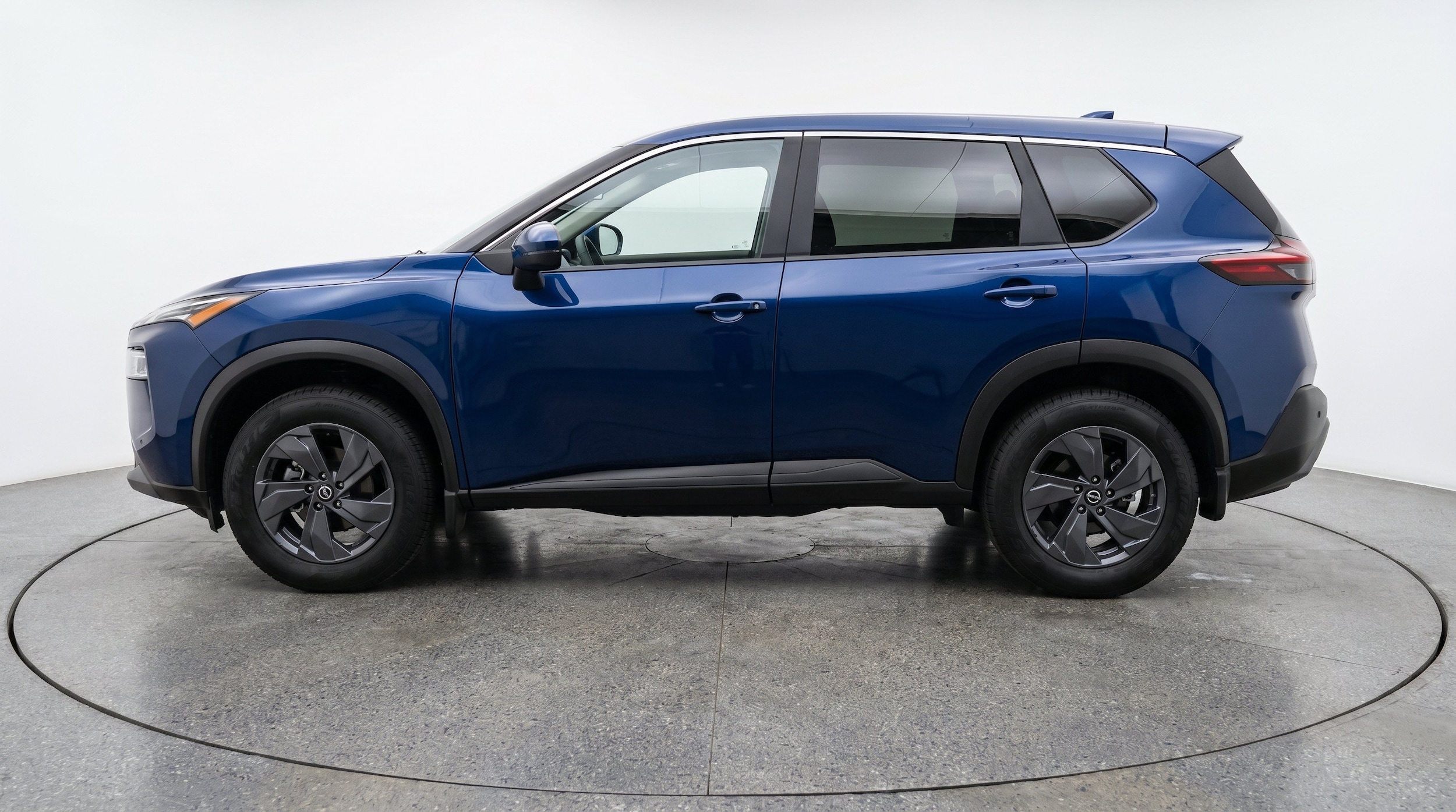 Thumbnail: 2025 Nissan Rogue - 5
