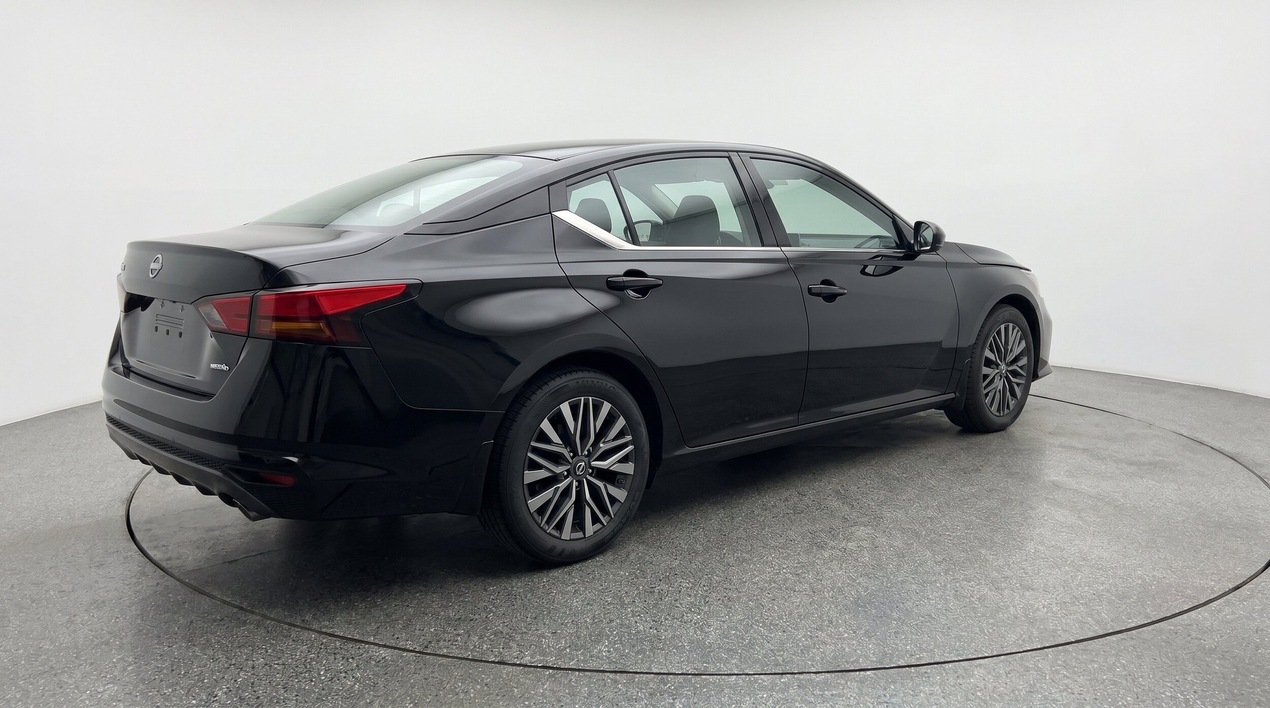 Thumbnail: 2026 Nissan Altima - 9