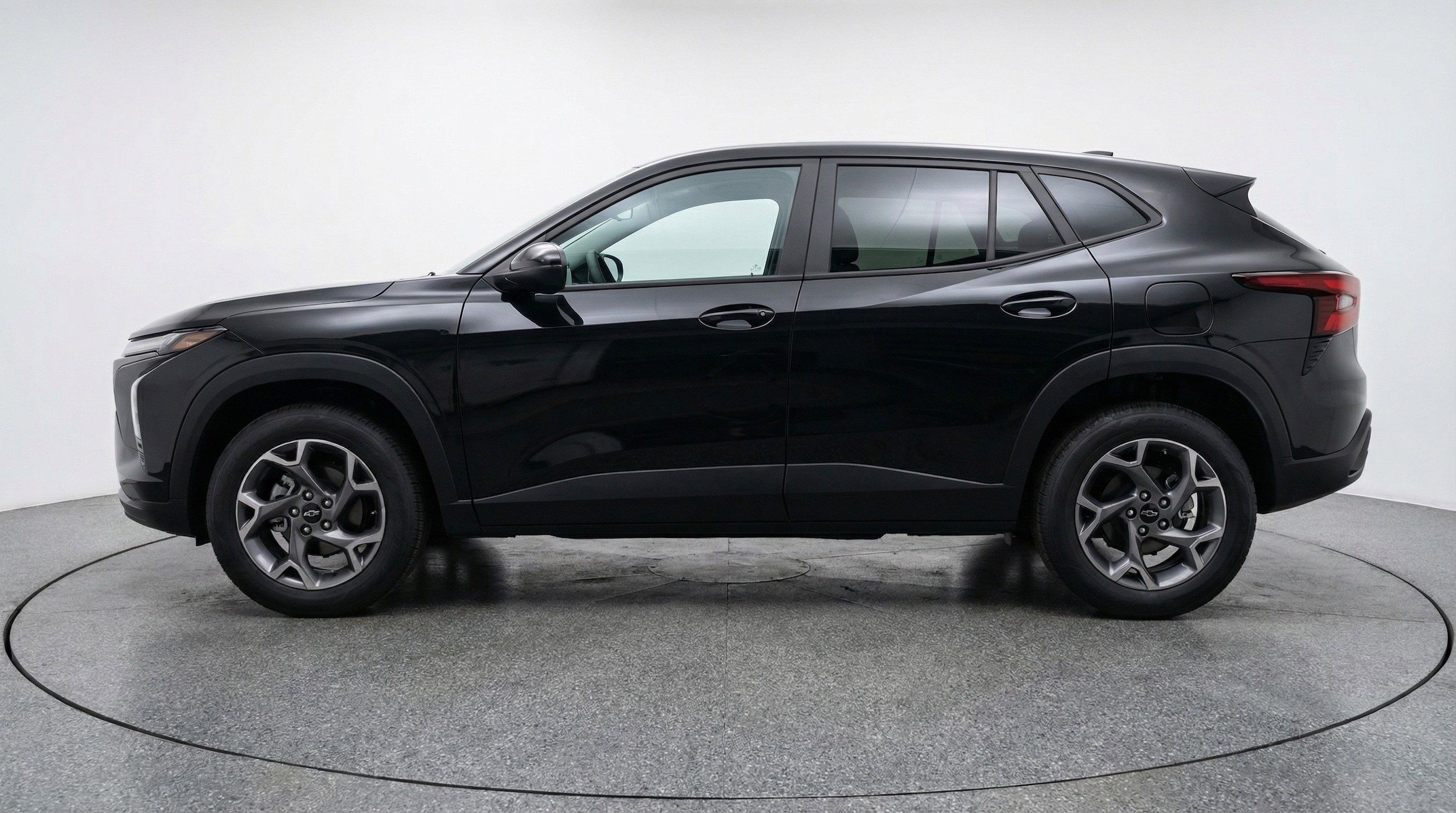 Thumbnail: 2025 Chevrolet Trax - 5