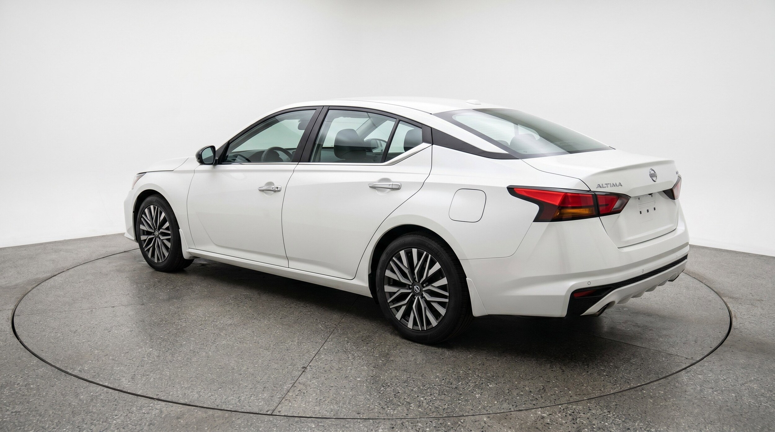 Thumbnail: 2025 Nissan Altima - 6