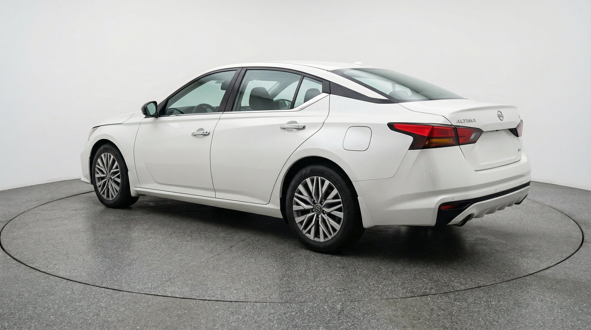 Thumbnail: 2025 Nissan Altima - 6