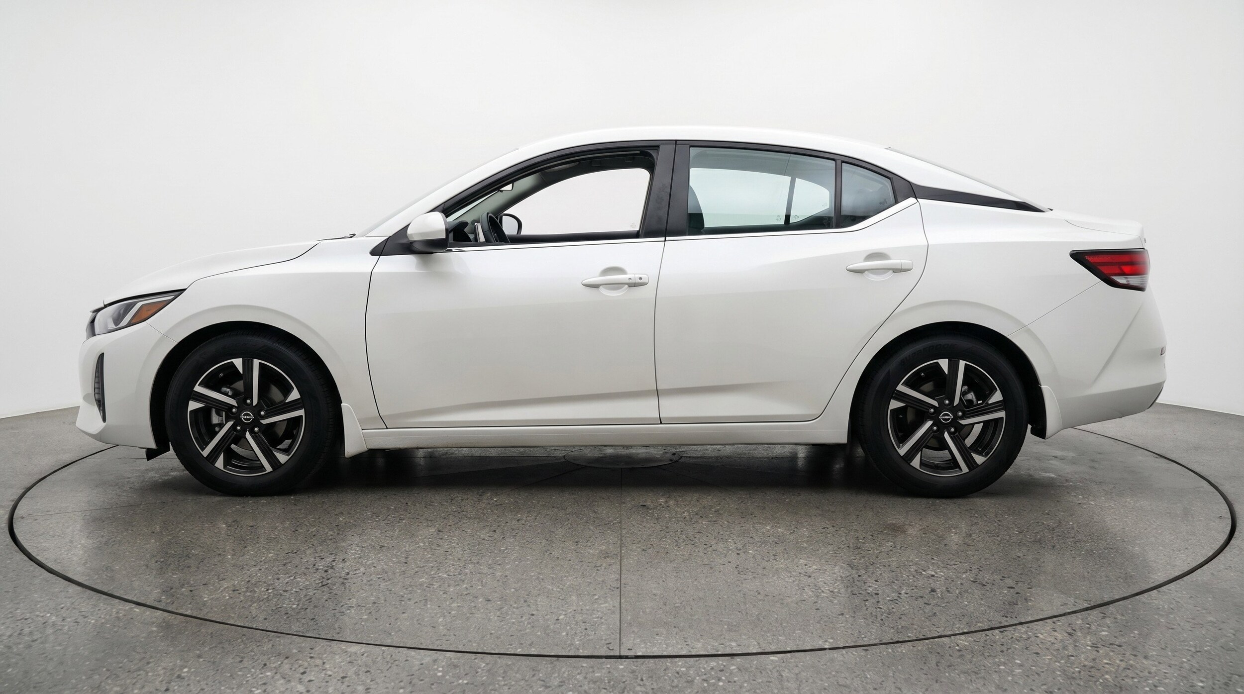 Thumbnail: 2025 Nissan Sentra - 5