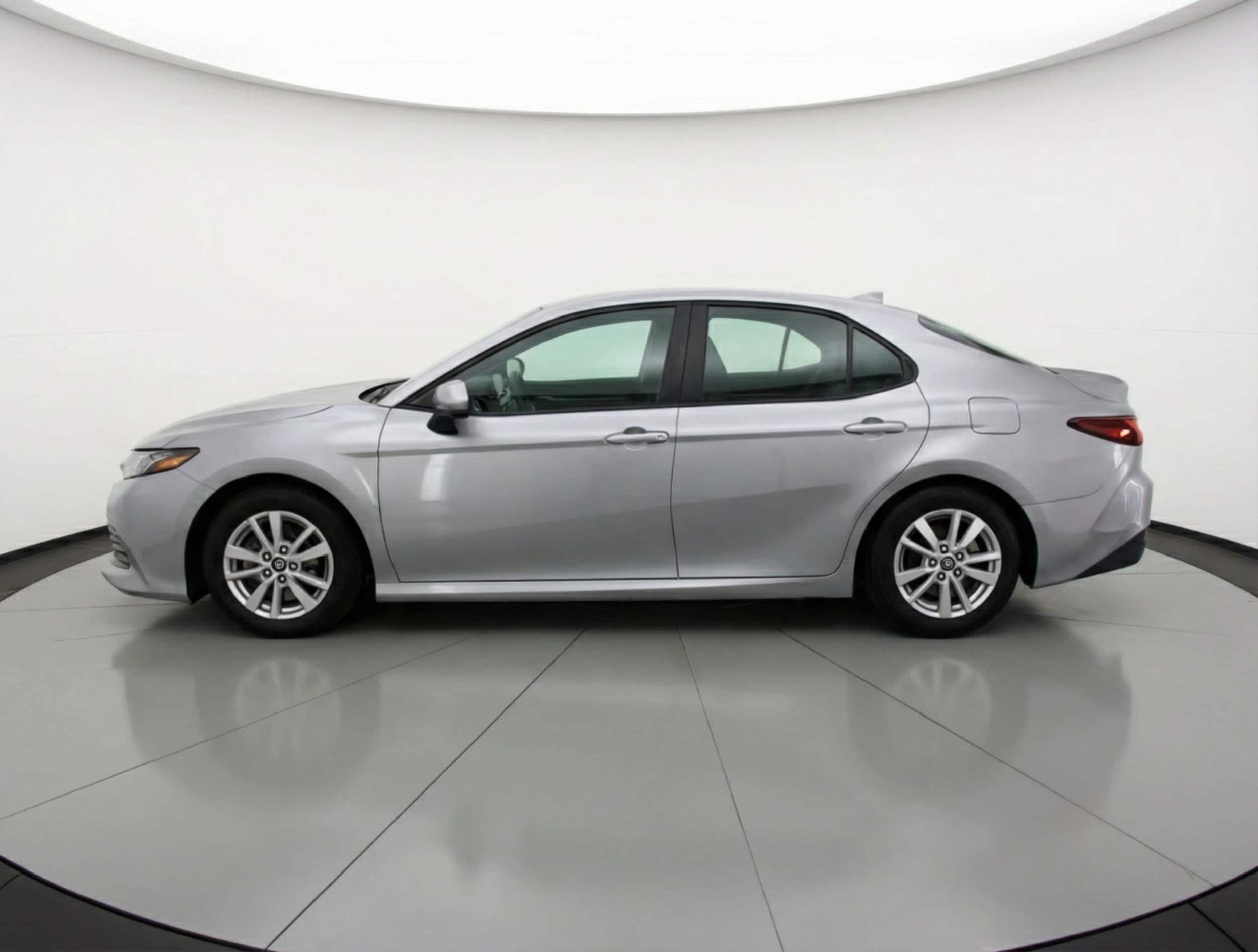 Thumbnail: 2025 Toyota Camry - 4