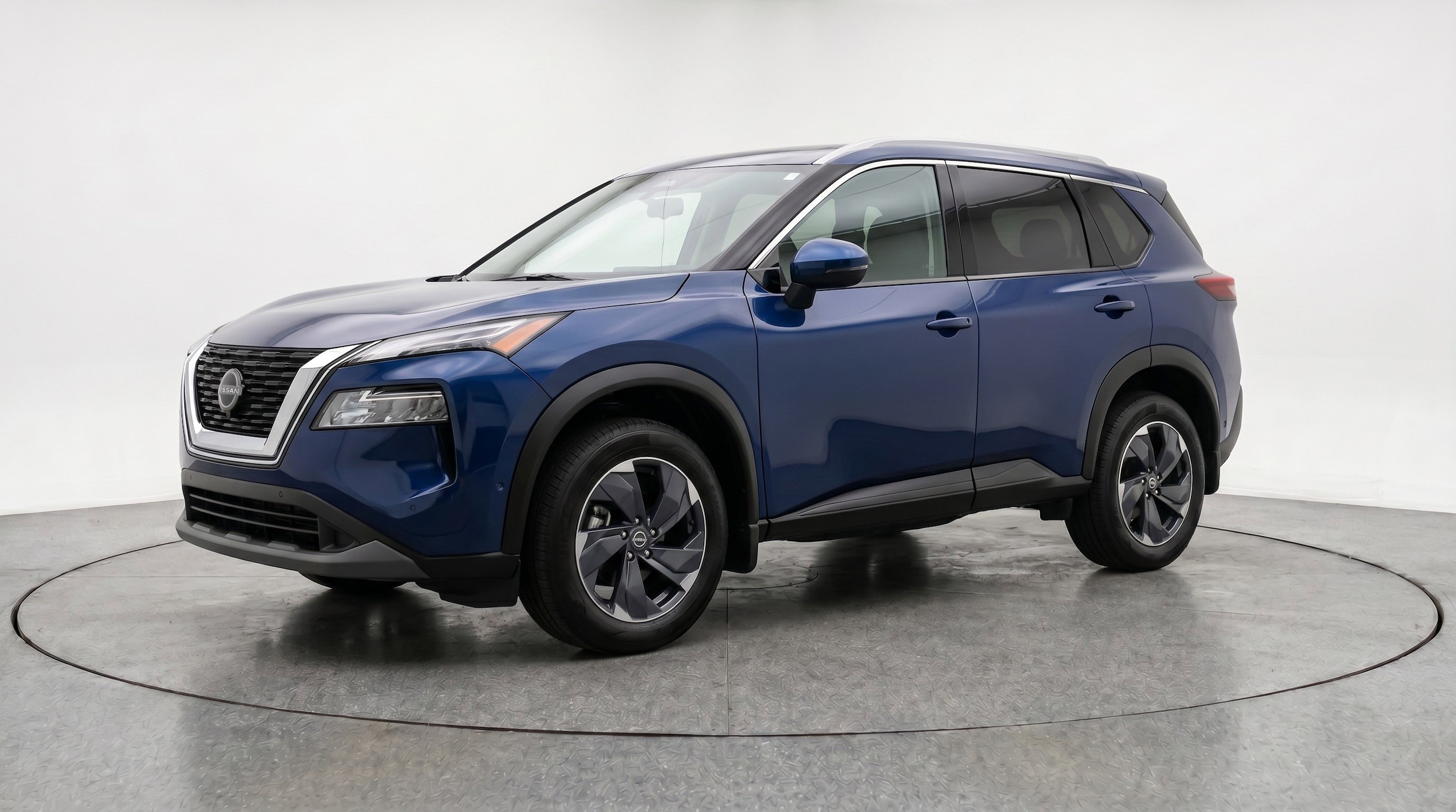 Thumbnail: 2025 Nissan Rogue - 3