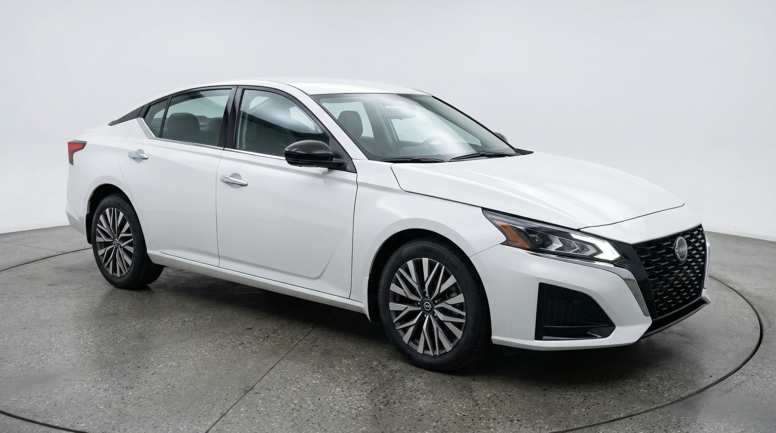 Thumbnail: 2025 Nissan Altima - 1