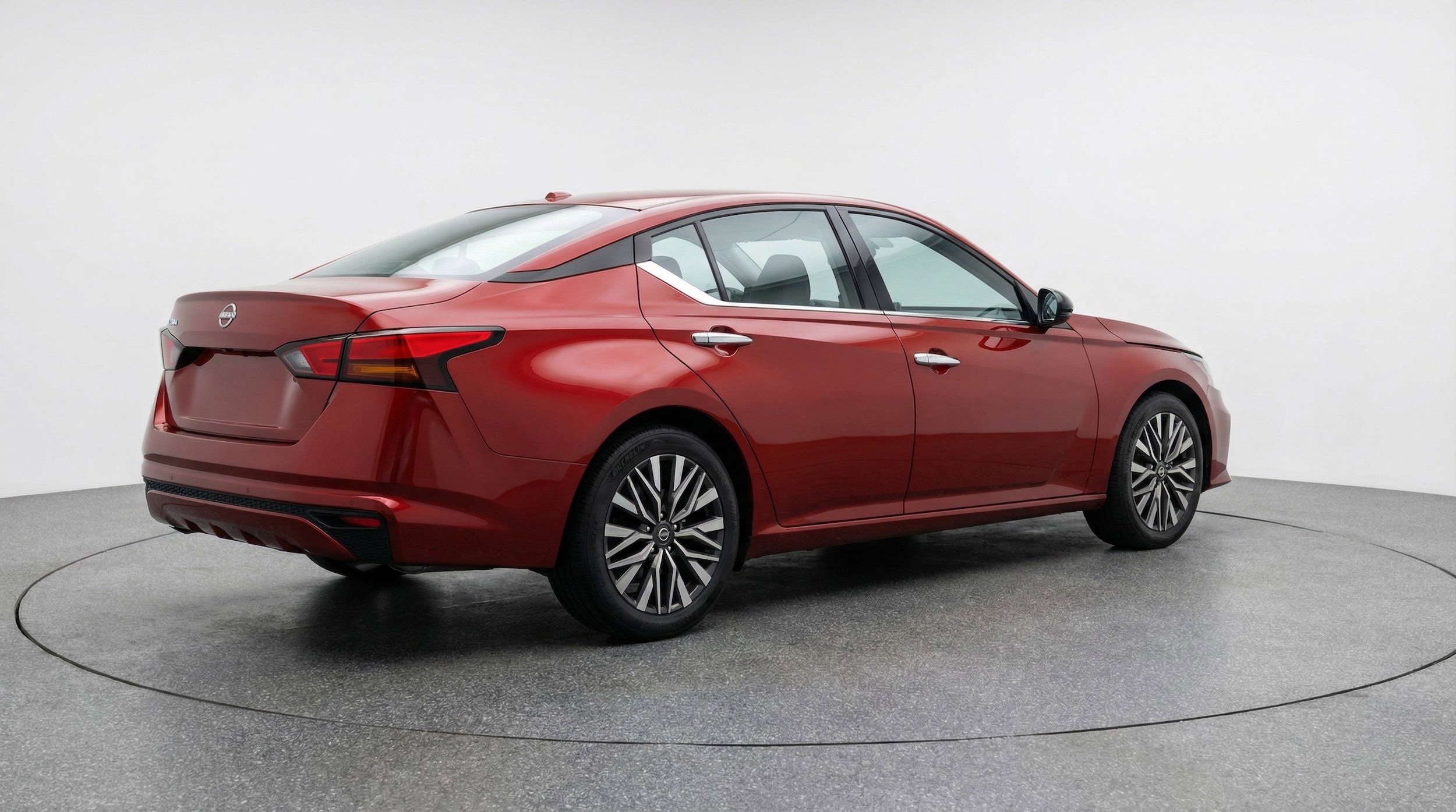 Thumbnail: 2025 Nissan Altima - 9