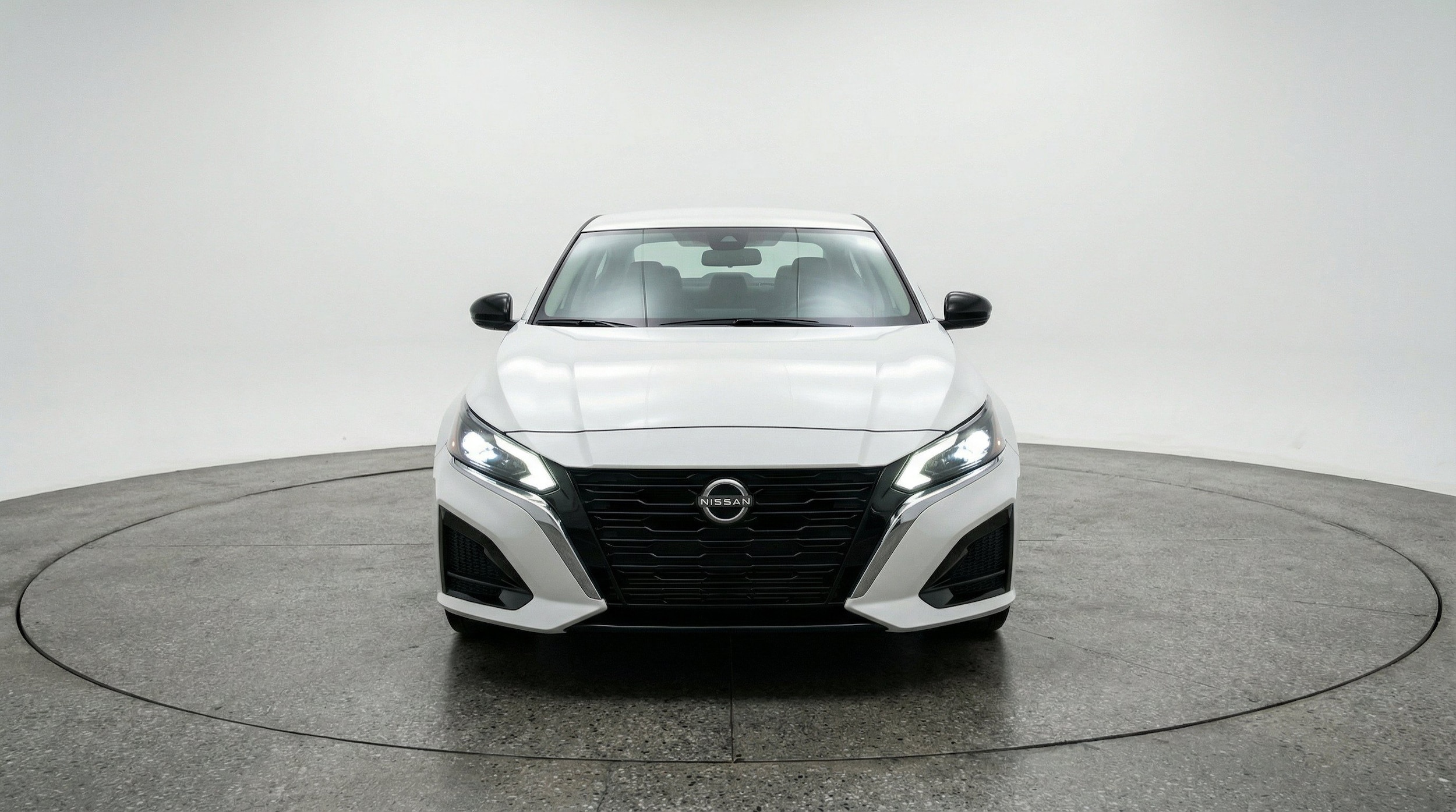 Thumbnail: 2025 Nissan Altima - 2