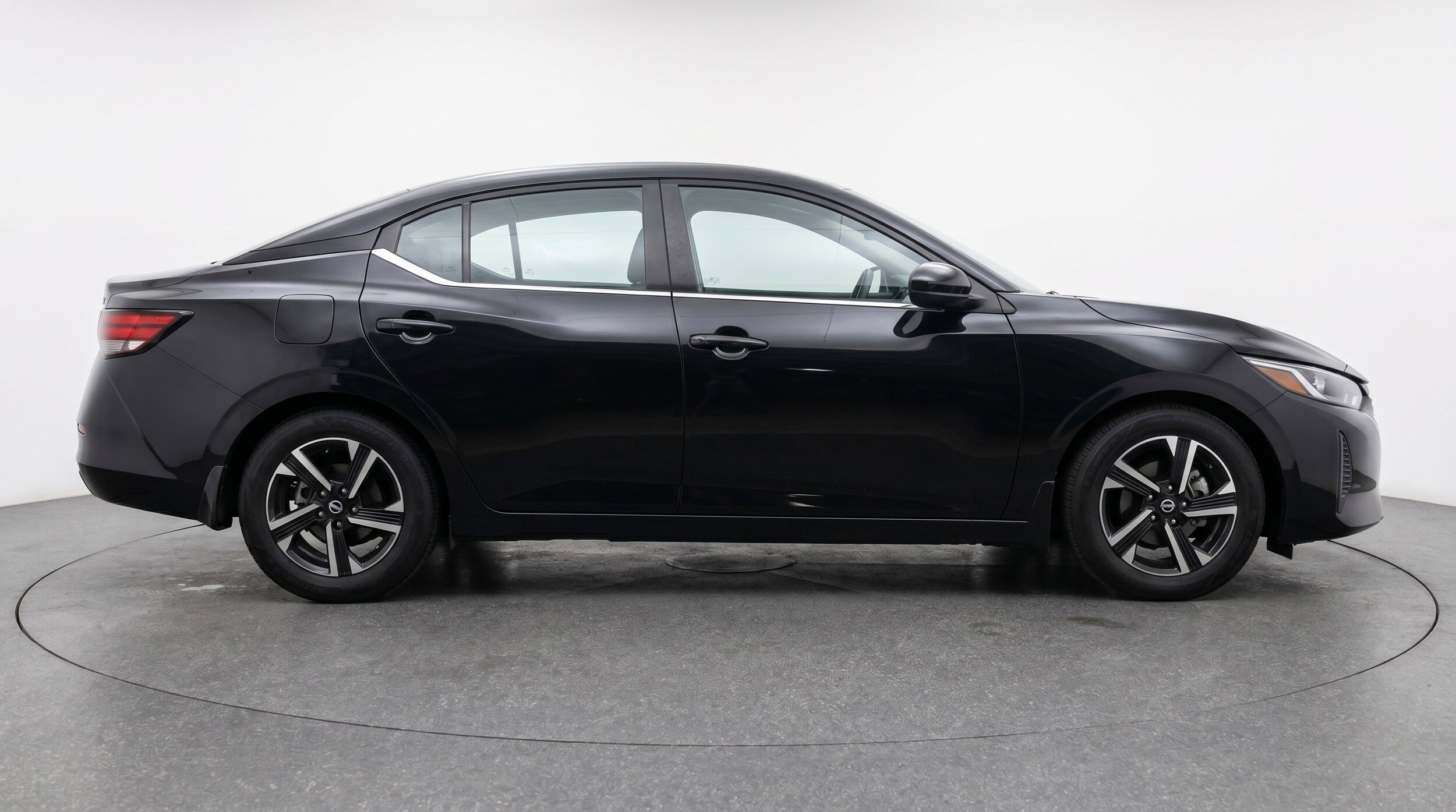 Thumbnail: 2025 Nissan Sentra - 11