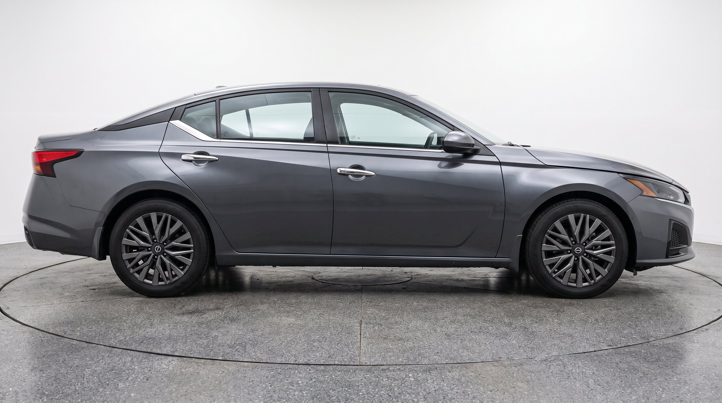 Thumbnail: 2025 Nissan Altima - 10