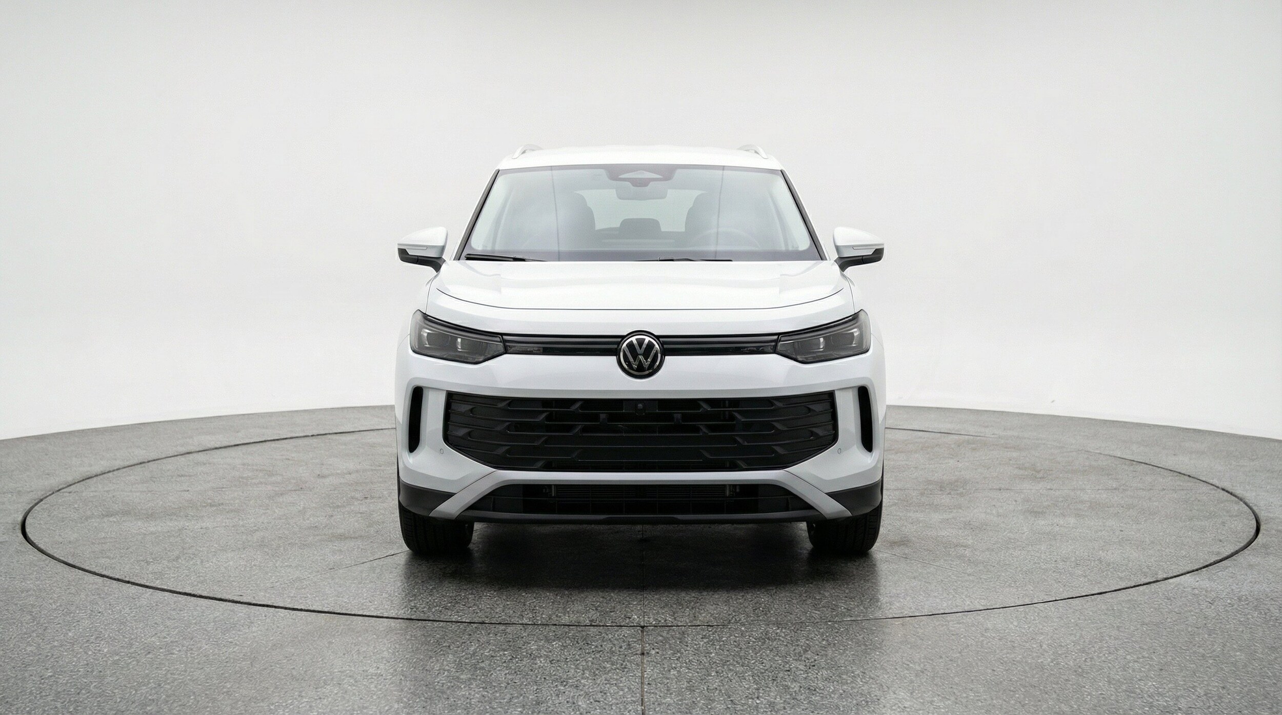 Thumbnail: 2026 Volkswagen Tiguan - 2