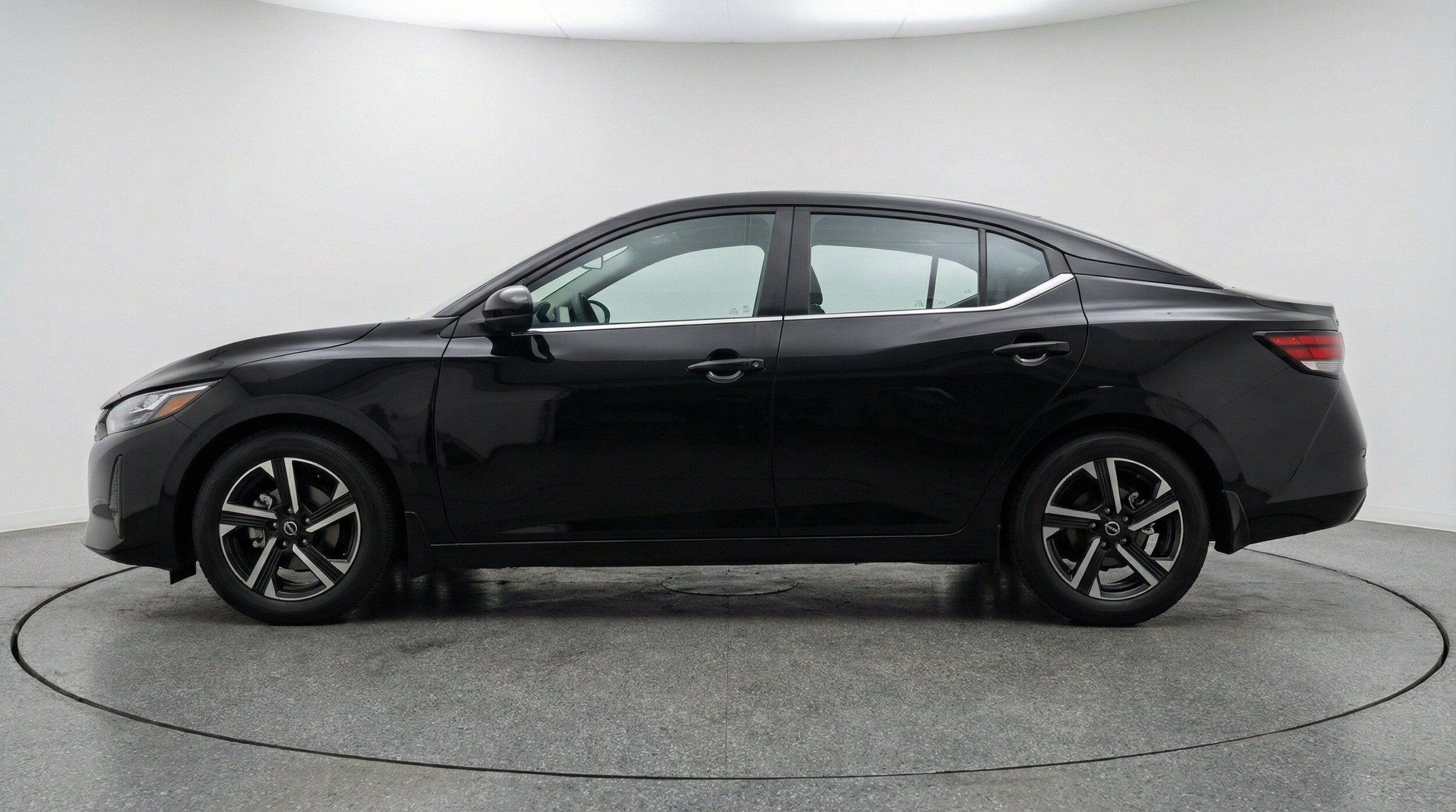 Thumbnail: 2025 Nissan Sentra - 5