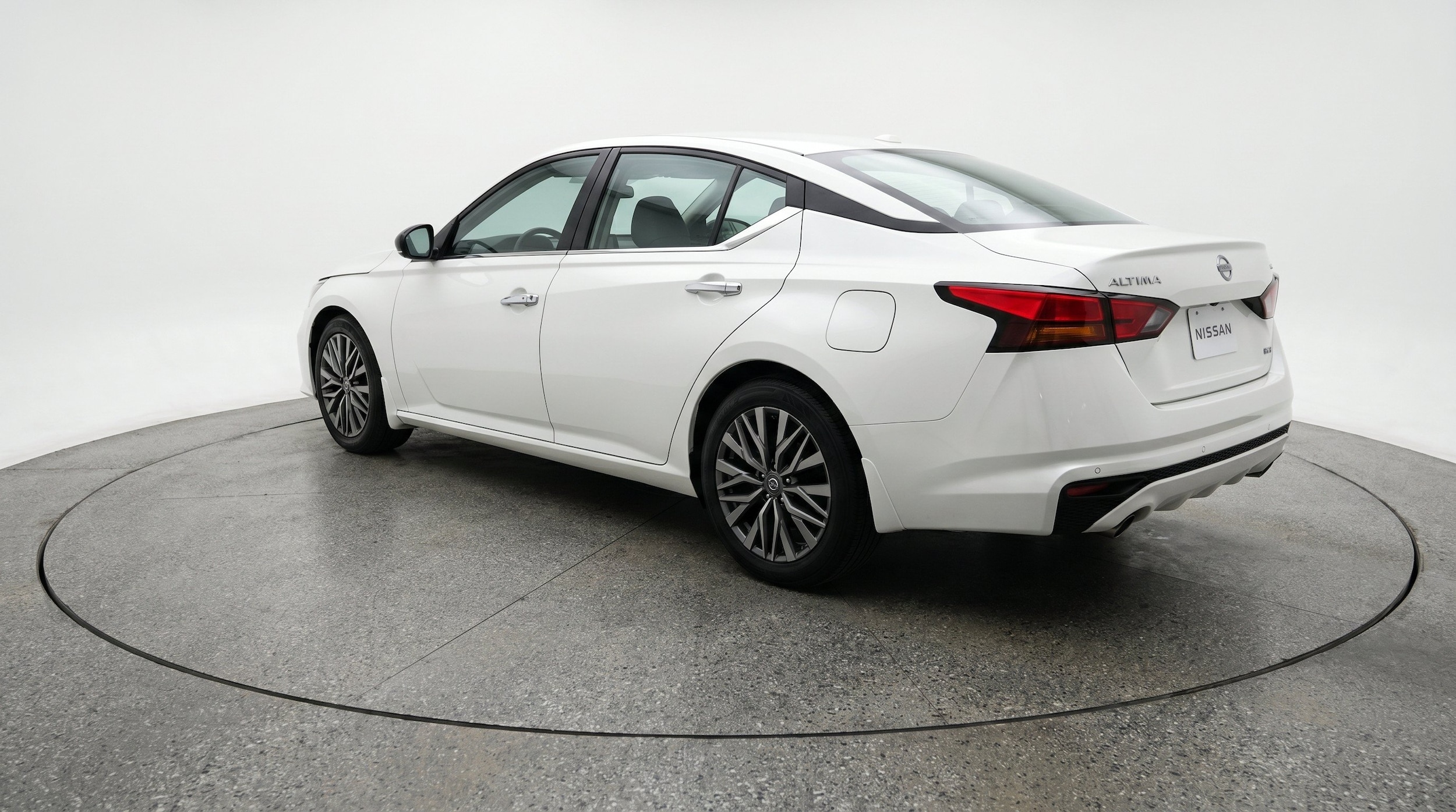 Thumbnail: 2025 Nissan Altima - 6
