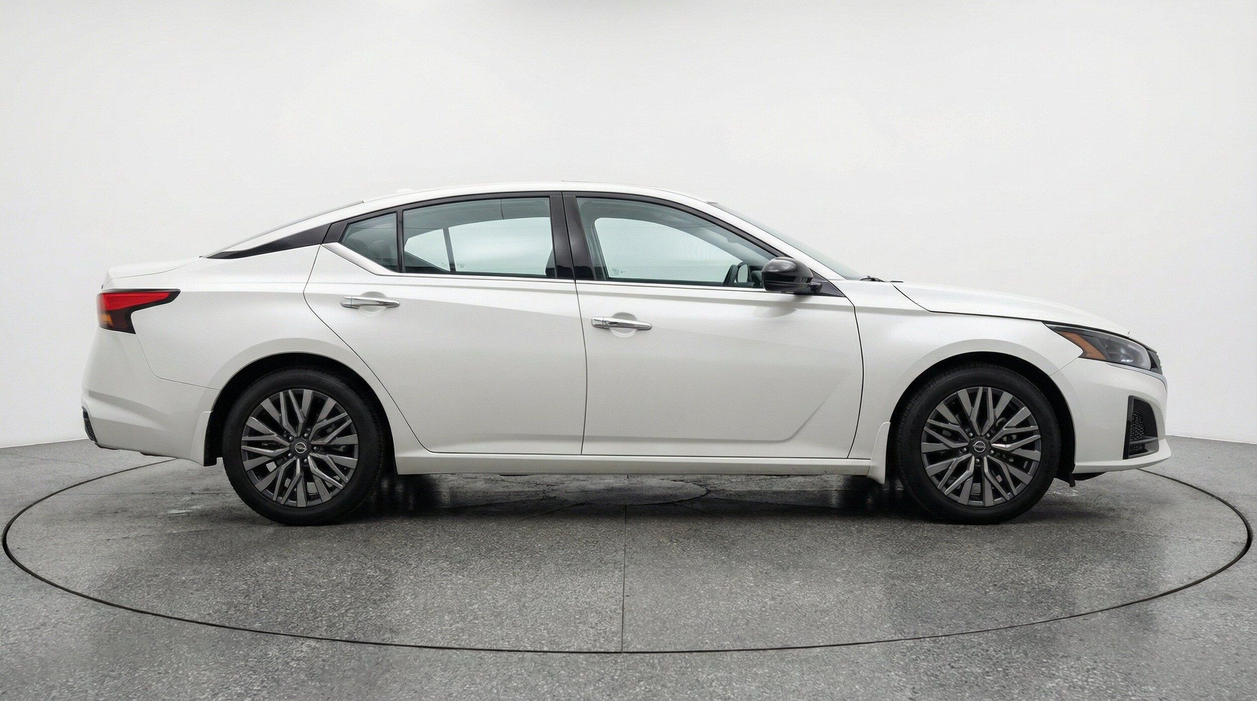 Thumbnail: 2025 Nissan Altima - 11