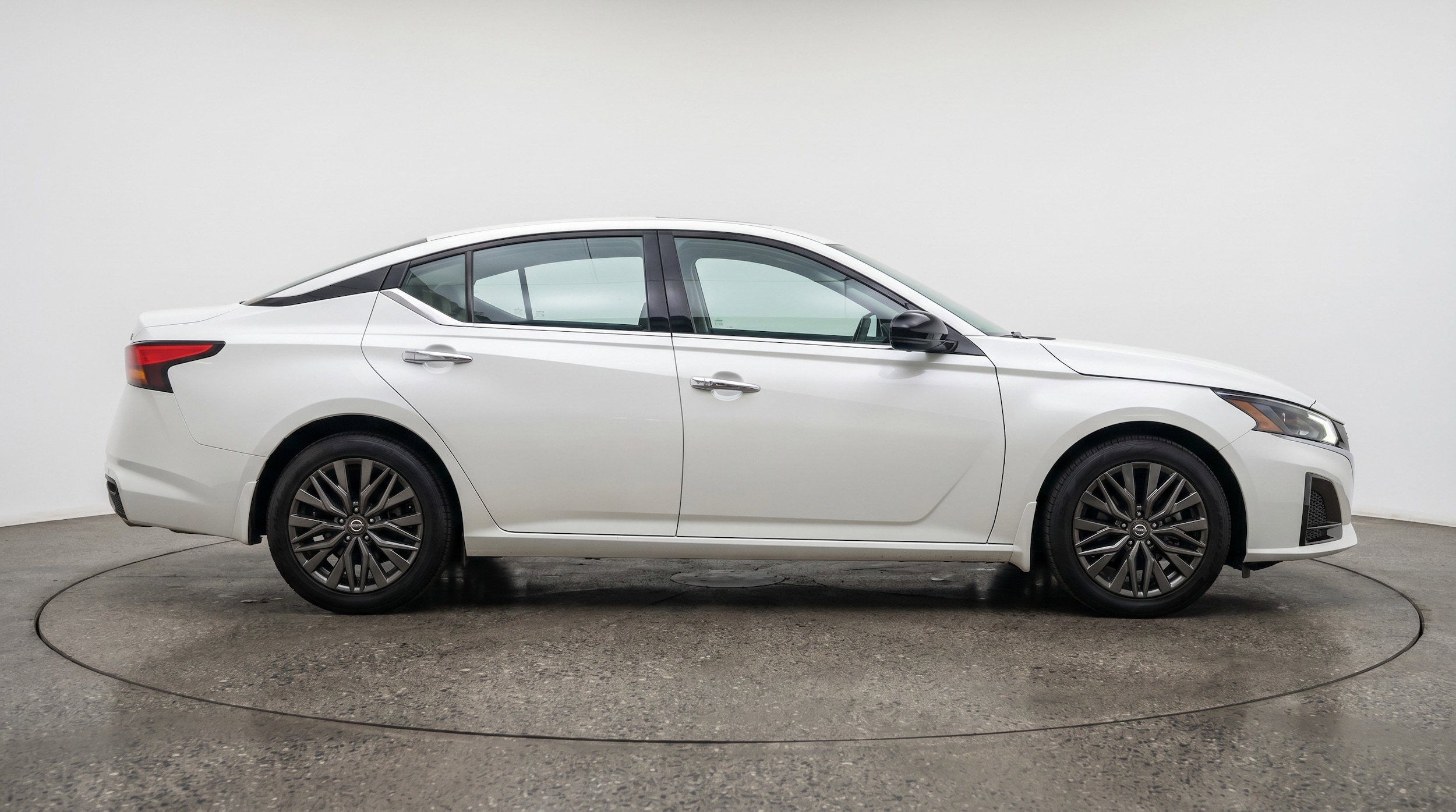Thumbnail: 2025 Nissan Altima - 11