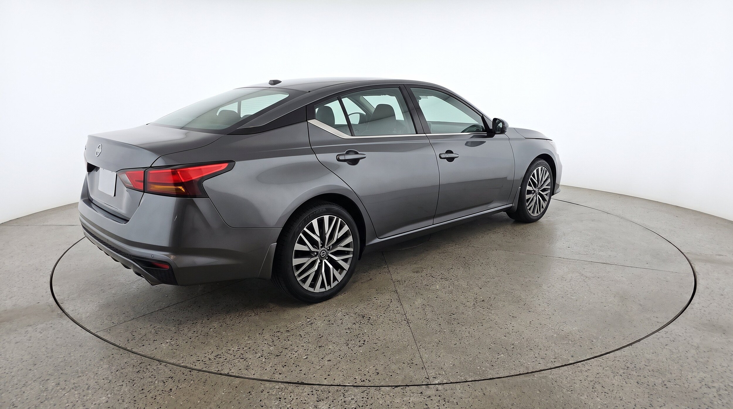 Thumbnail: 2025 Nissan Altima - 9