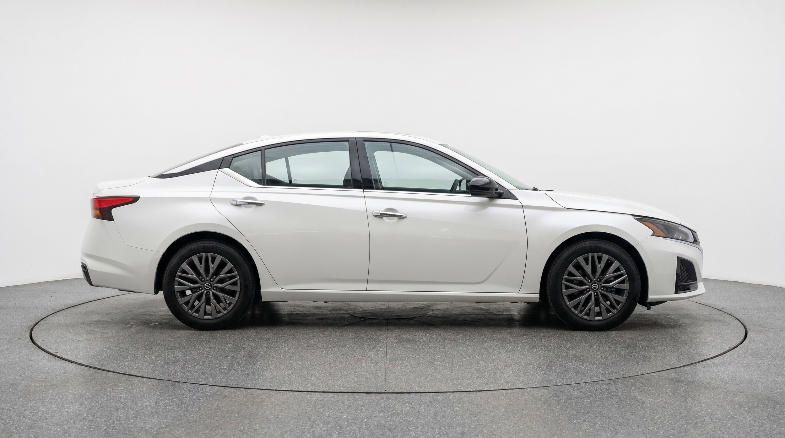 Thumbnail: 2025 Nissan Altima - 11