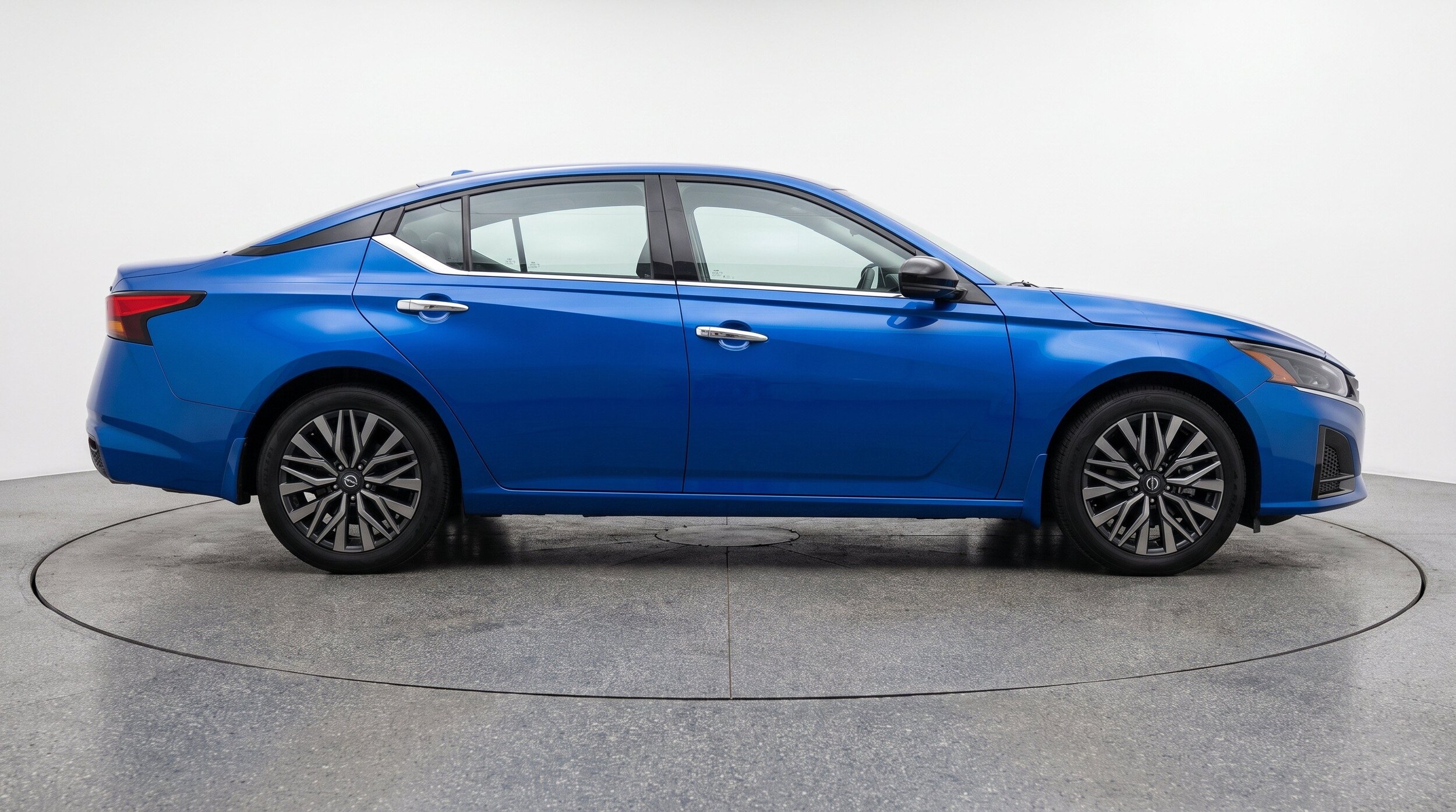 Thumbnail: 2025 Nissan Altima - 11