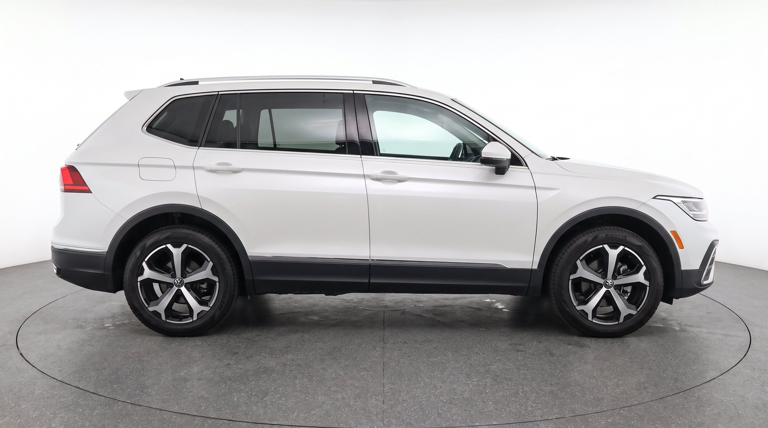 Thumbnail: 2026 Volkswagen Tiguan - 11