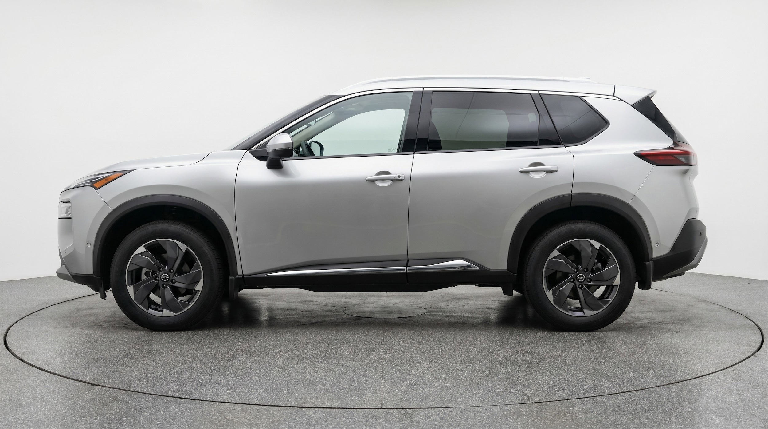Thumbnail: 2025 Nissan Rogue - 5