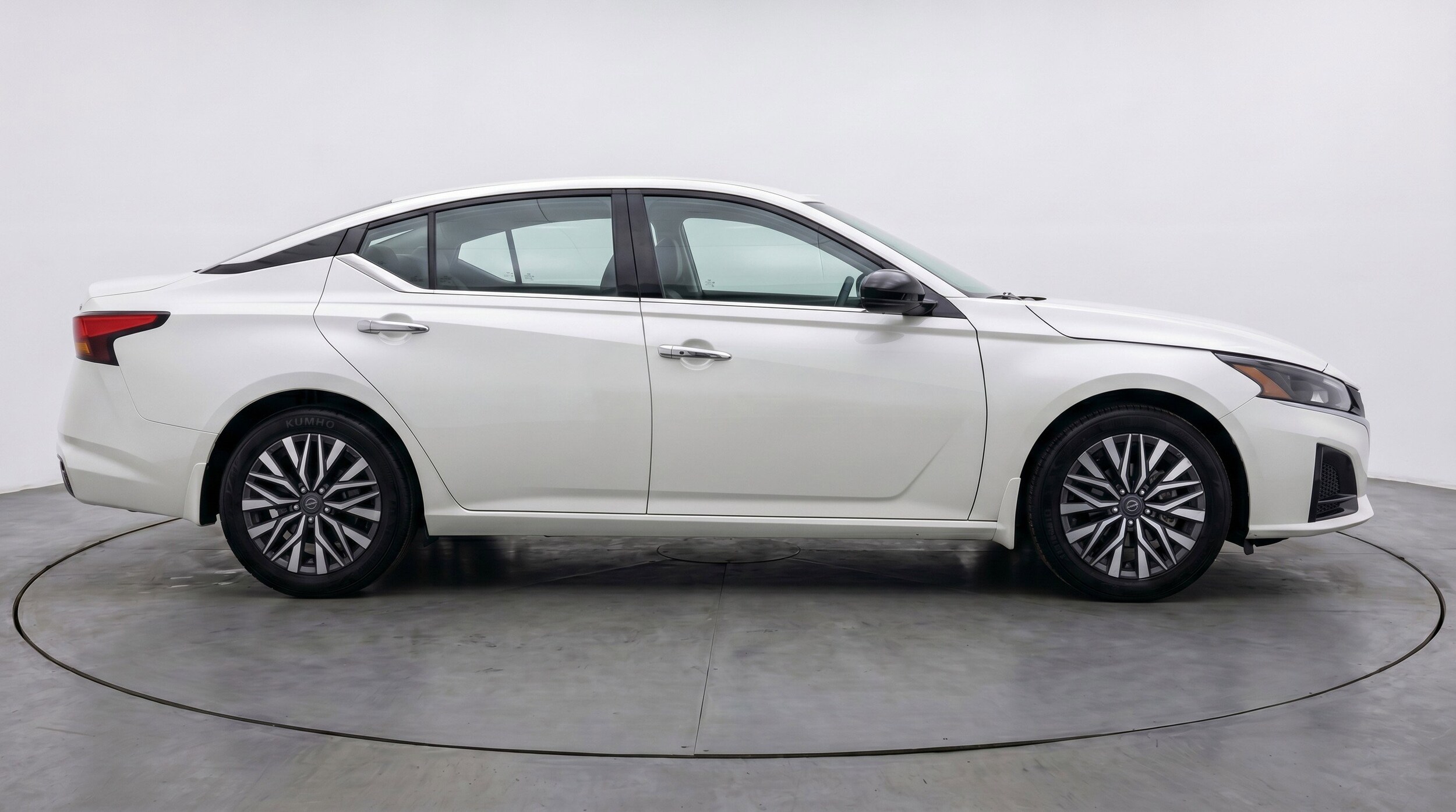 Thumbnail: 2025 Nissan Altima - 11