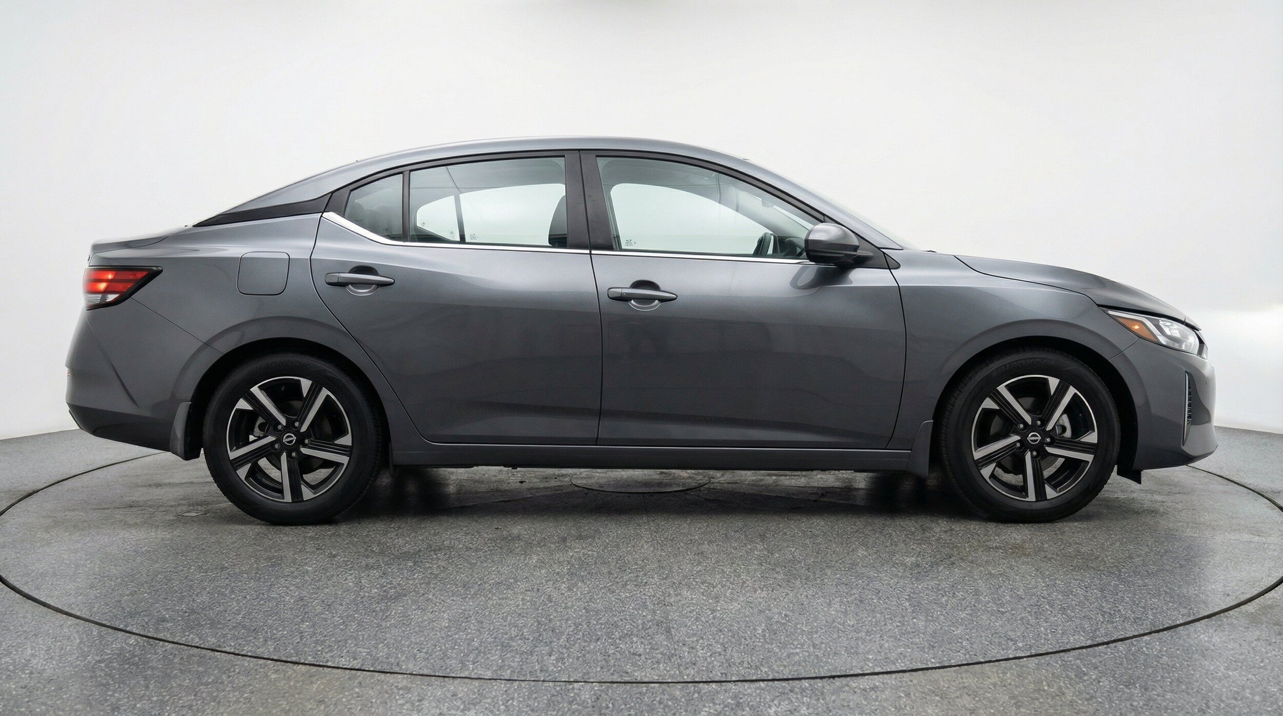 Thumbnail: 2025 Nissan Sentra - 11