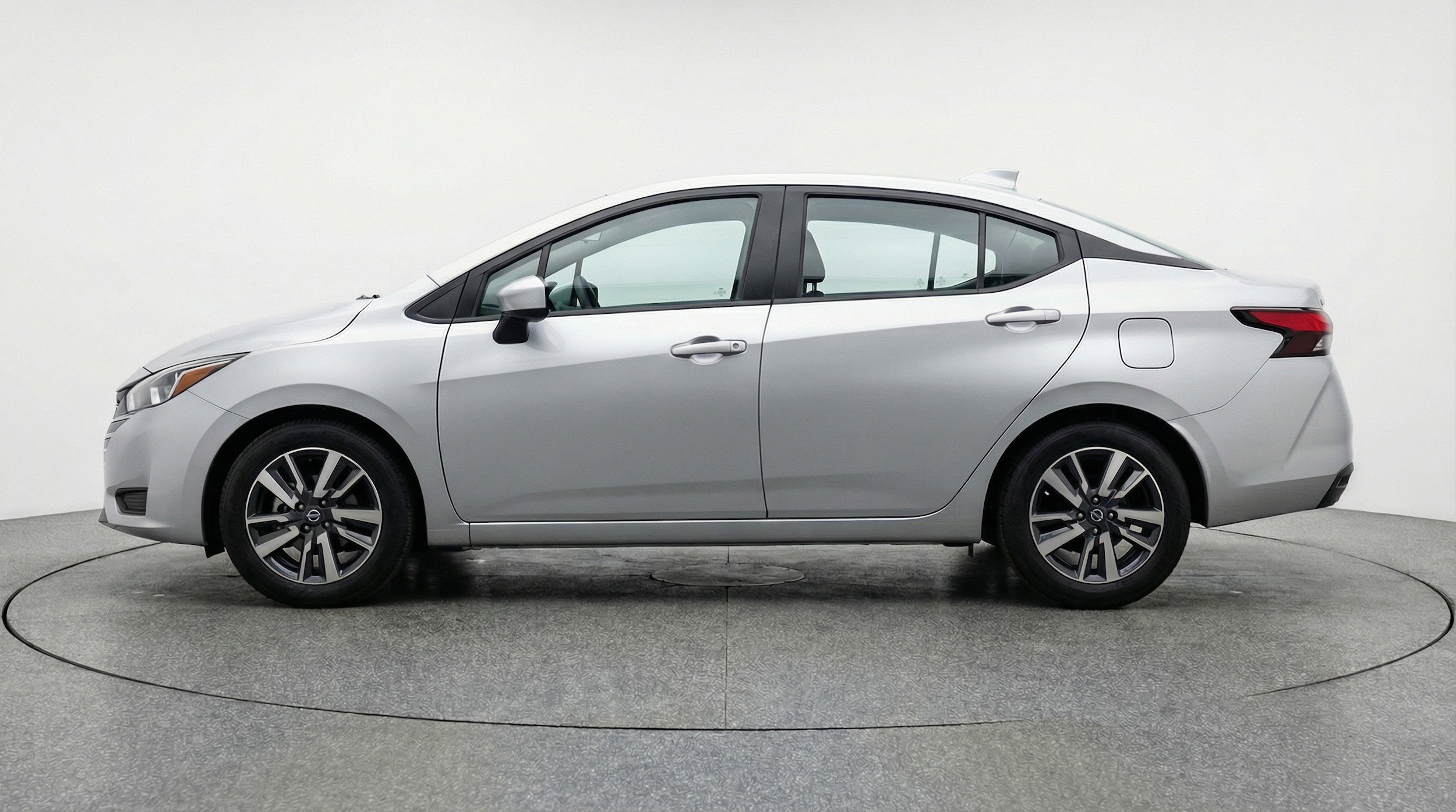Thumbnail: 2025 Nissan Versa - 5