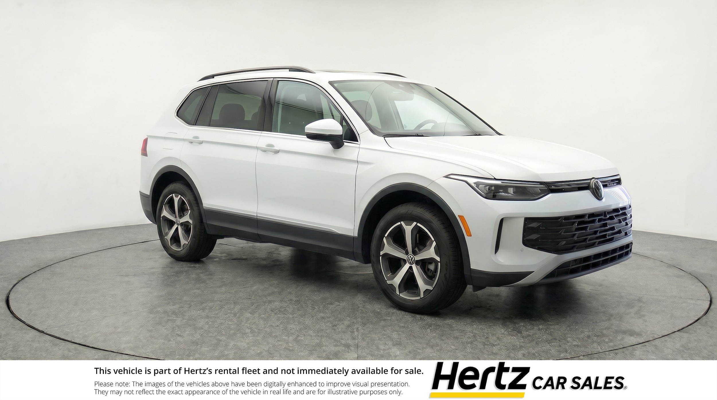 Thumbnail: 2026 Volkswagen Tiguan - 1