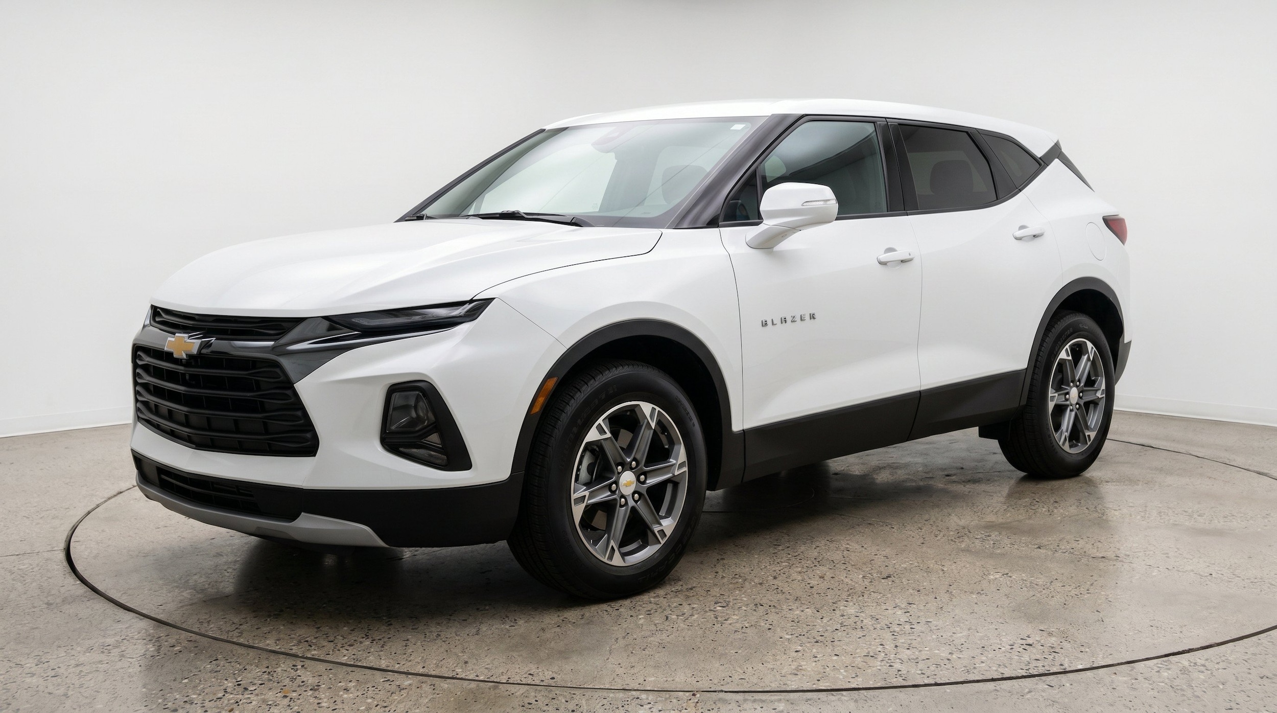 Thumbnail: 2026 Chevrolet Blazer - 3
