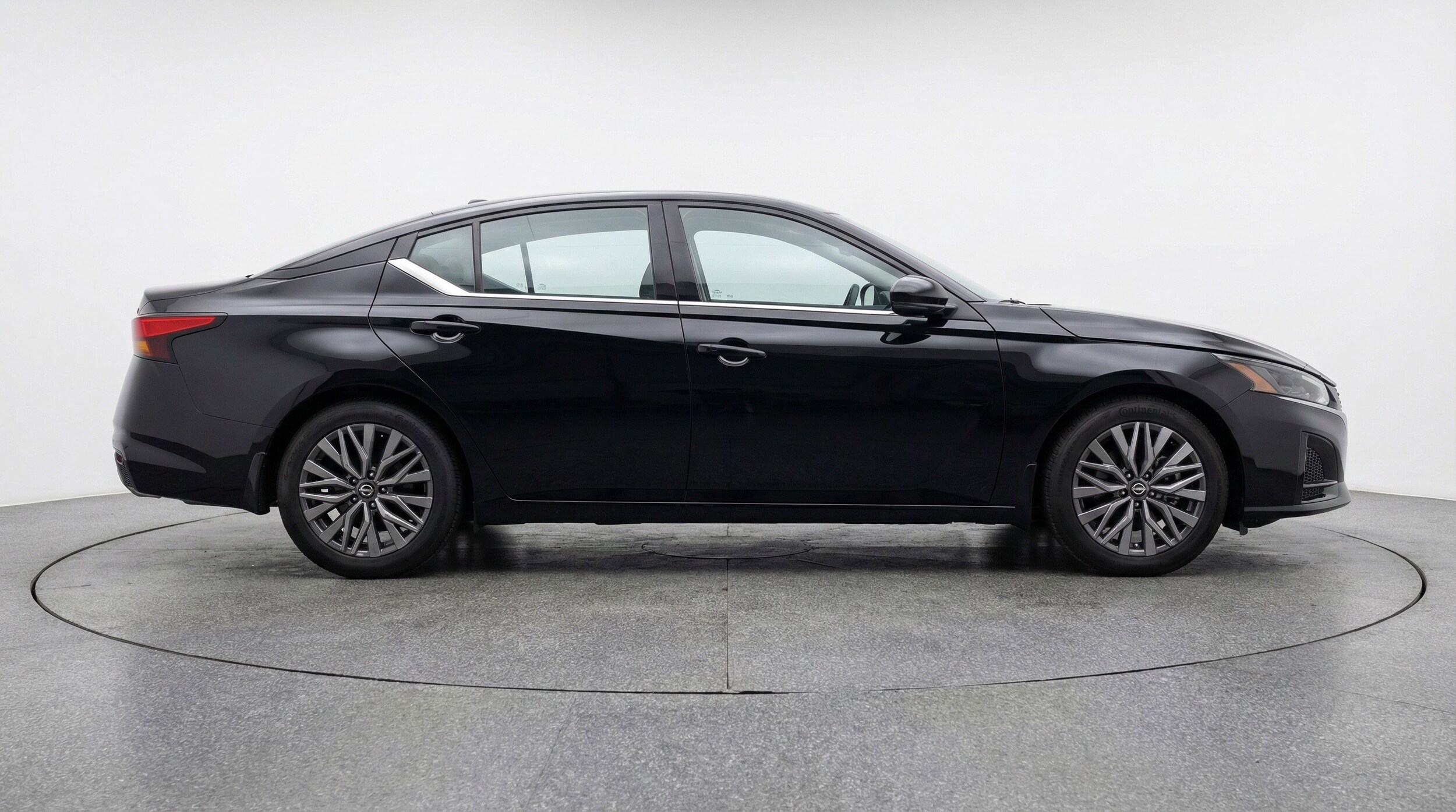 Thumbnail: 2025 Nissan Altima - 11