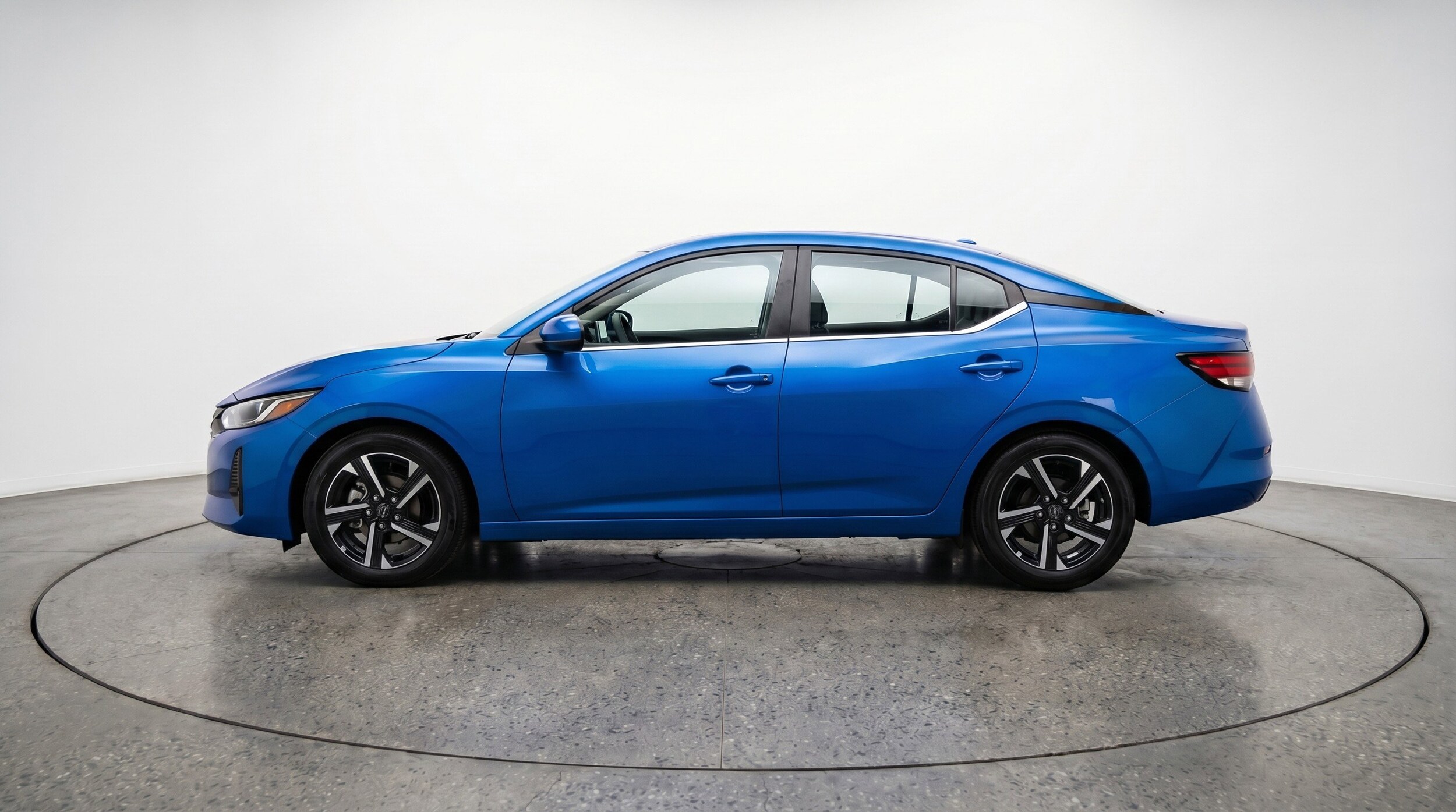 Thumbnail: 2025 Nissan Sentra - 5