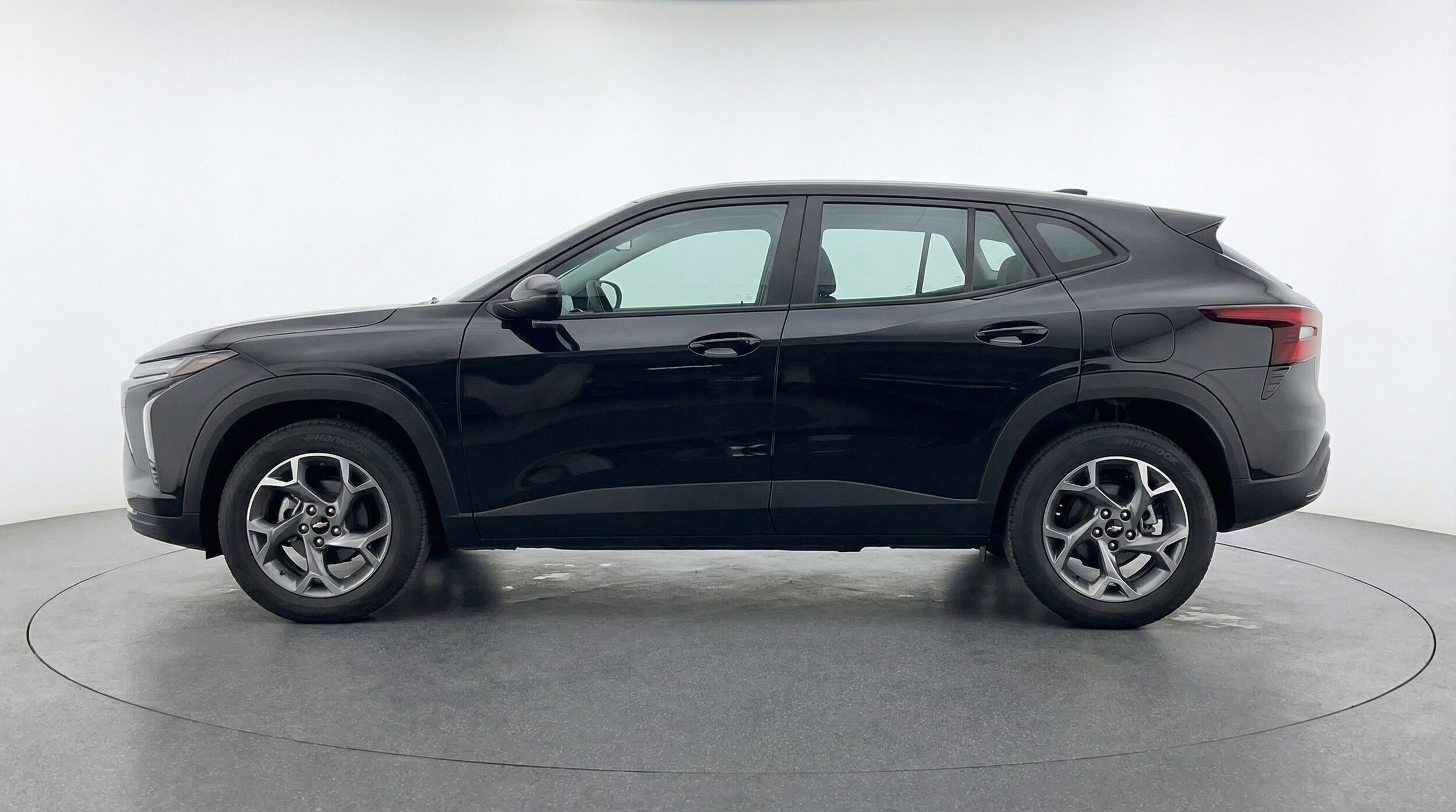 Thumbnail: 2025 Chevrolet Trax - 5