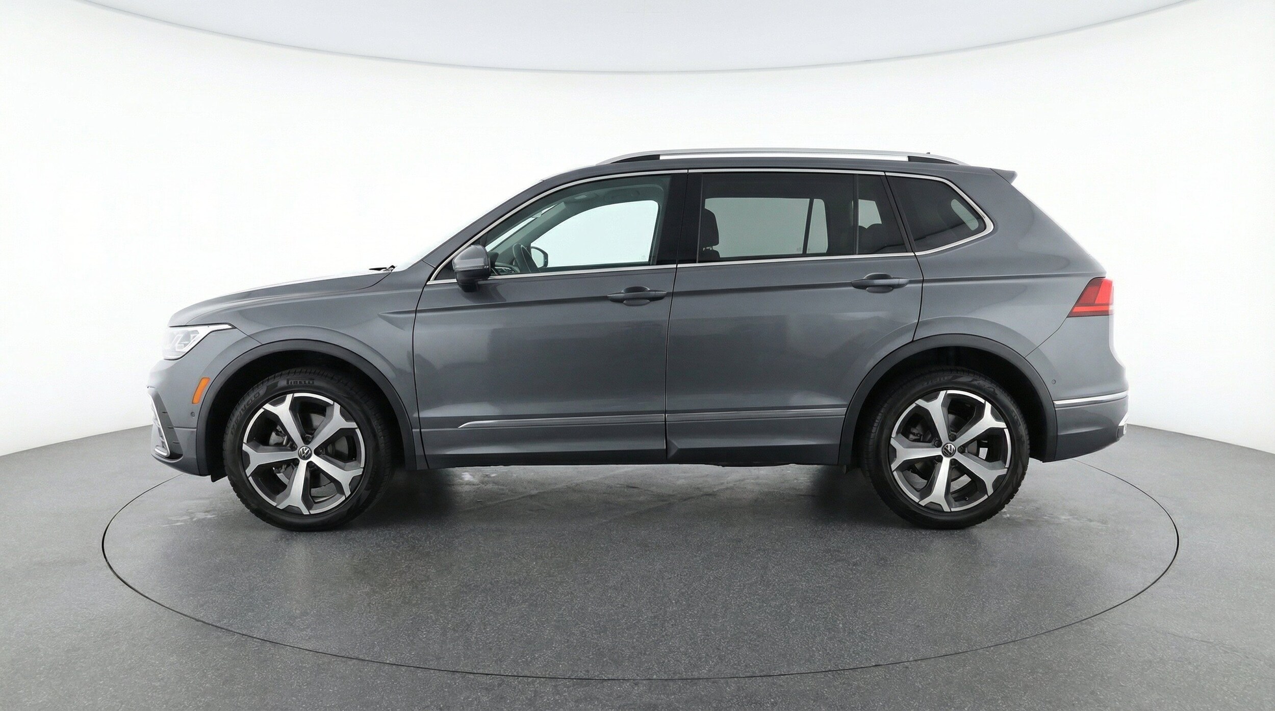 Thumbnail: 2026 Volkswagen Tiguan - 5