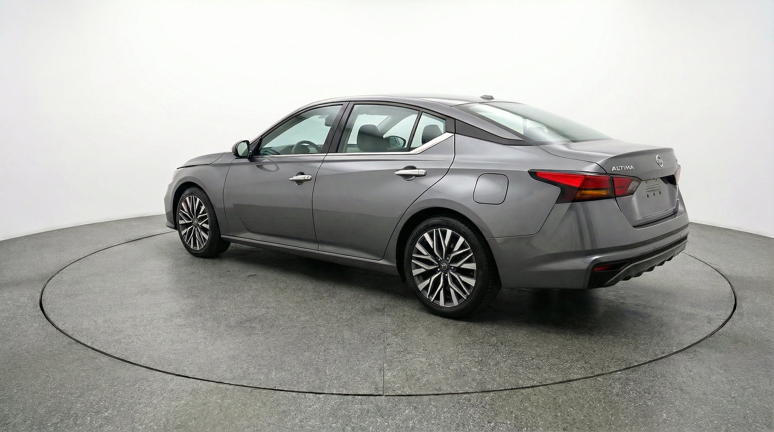 Thumbnail: 2025 Nissan Altima - 6