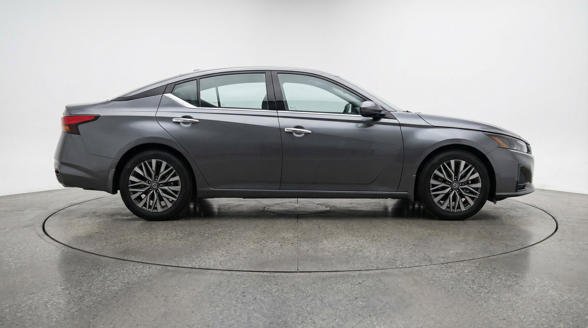 Thumbnail: 2025 Nissan Altima - 11