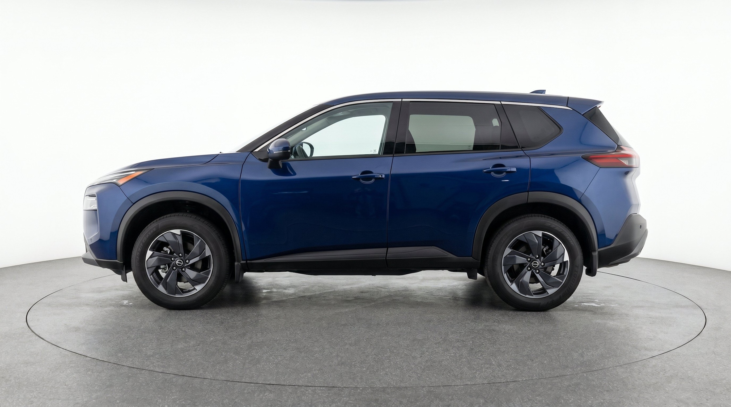 Thumbnail: 2025 Nissan Rogue - 5
