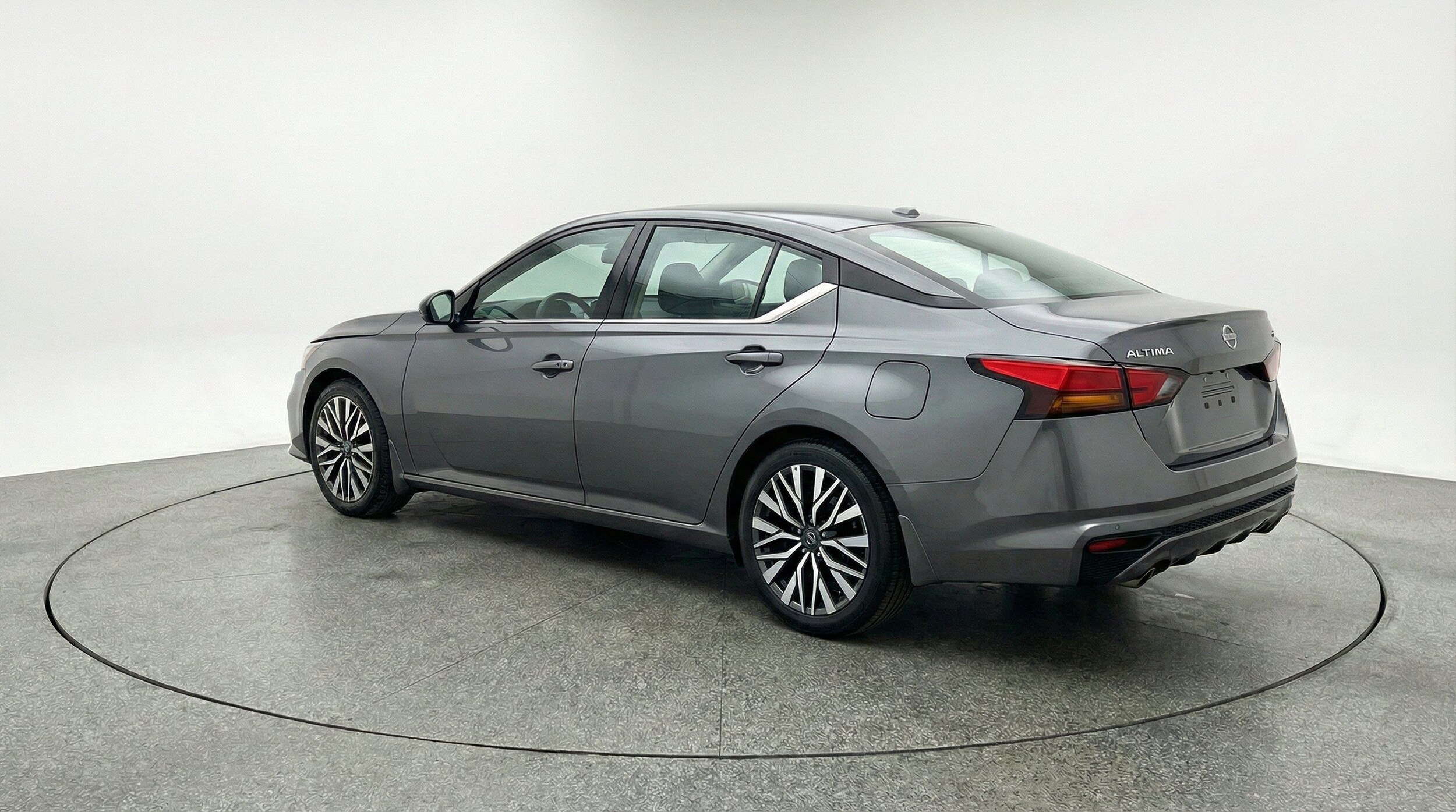 Thumbnail: 2025 Nissan Altima - 6
