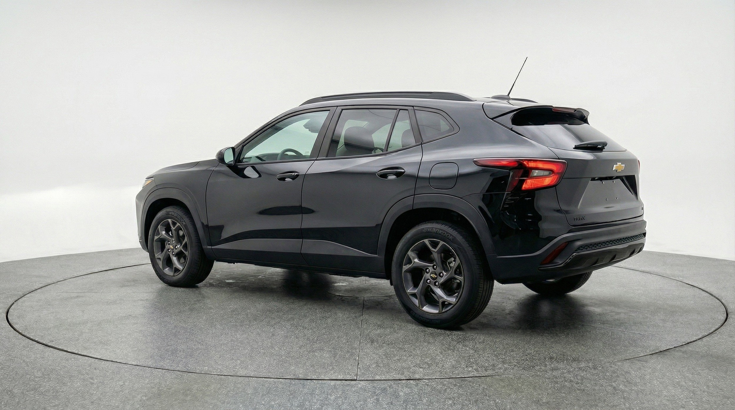 Thumbnail: 2025 Chevrolet Trax - 6