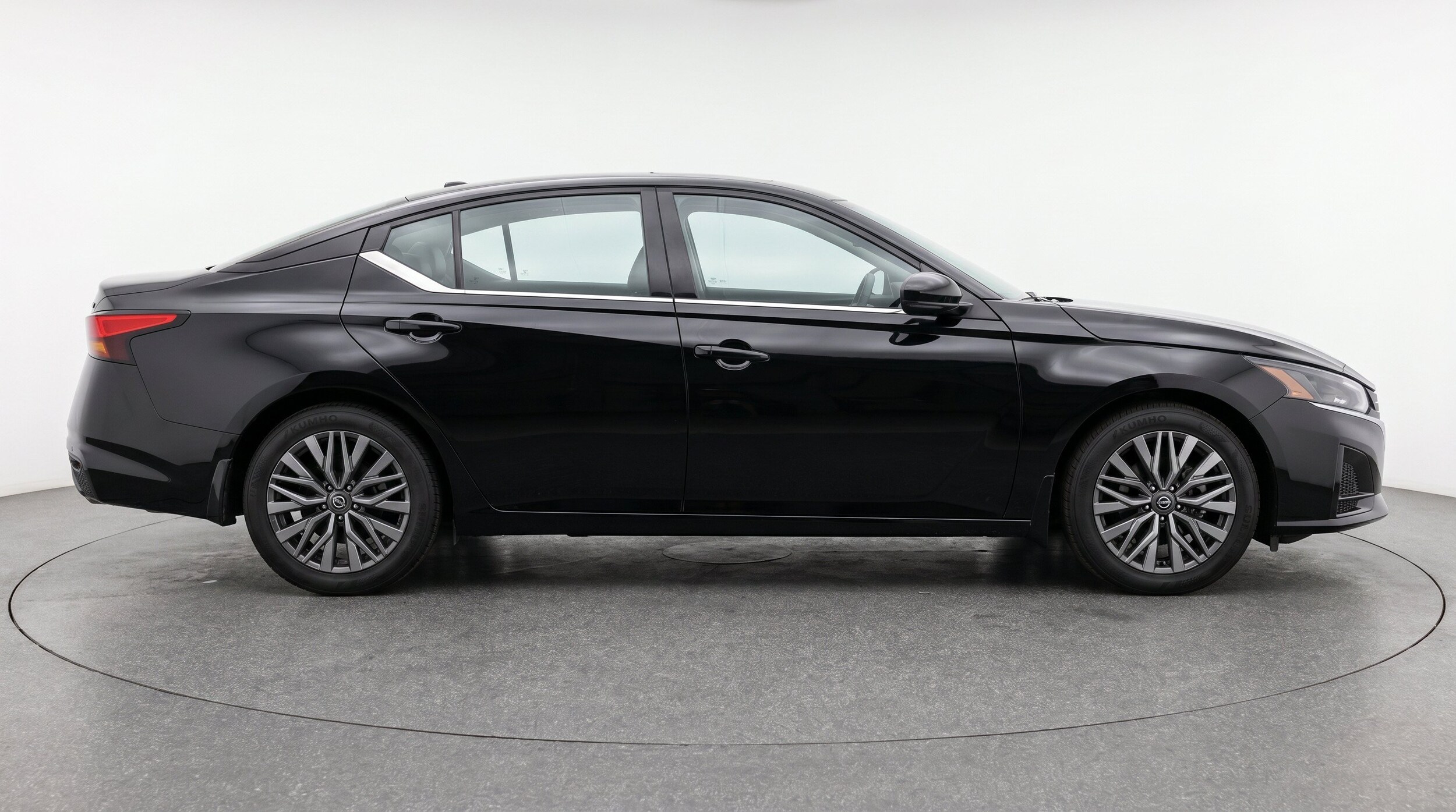 Thumbnail: 2025 Nissan Altima - 11