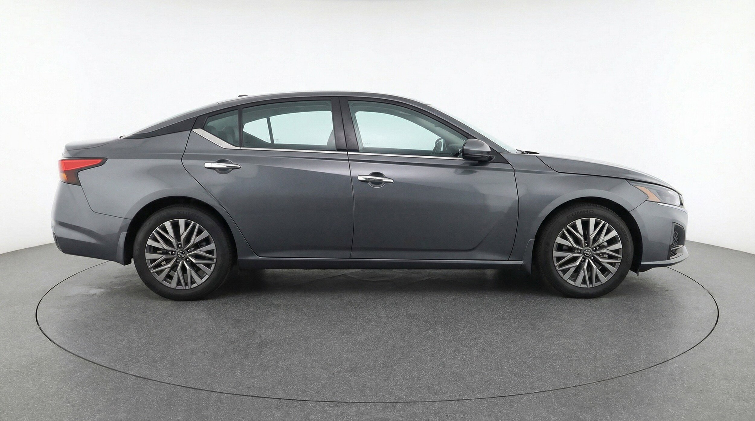 Thumbnail: 2025 Nissan Altima - 11