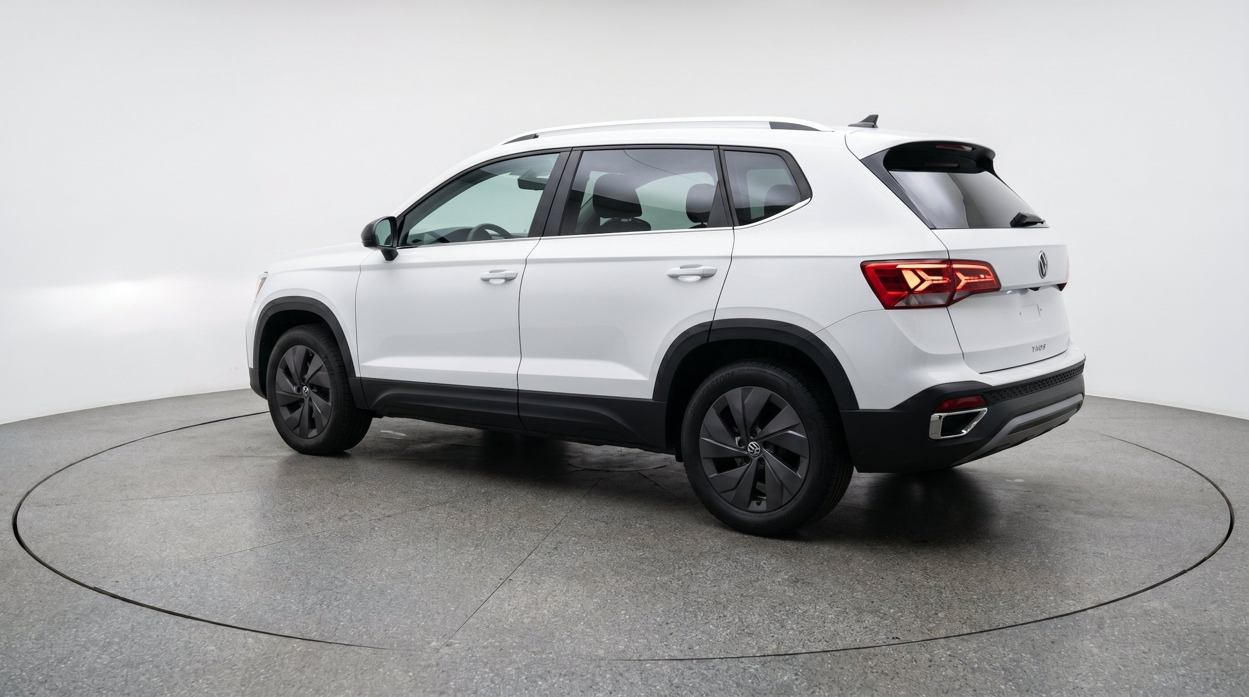 Thumbnail: 2026 Volkswagen Taos - 6