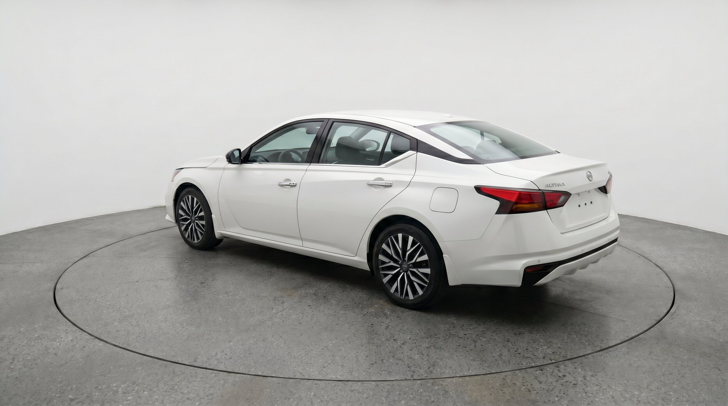 Thumbnail: 2025 Nissan Altima - 6
