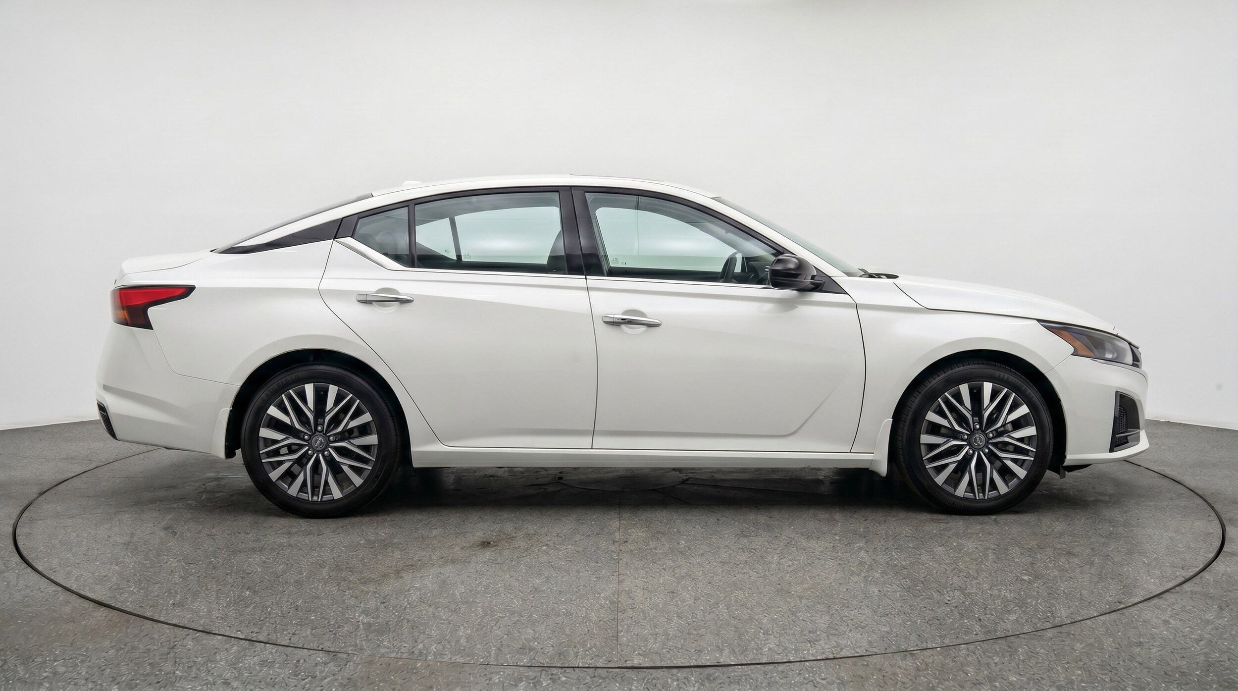 Thumbnail: 2025 Nissan Altima - 11