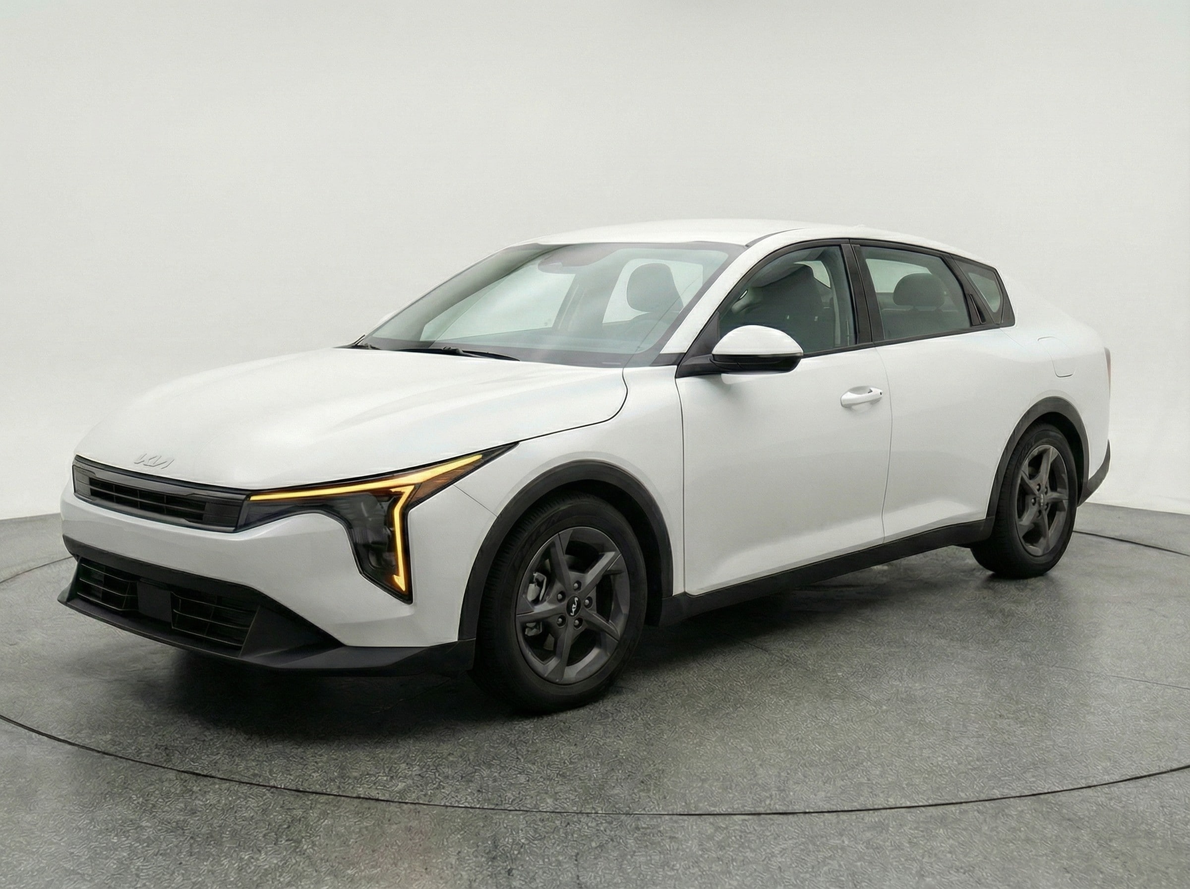 Thumbnail: 2025 Kia K4 - 3