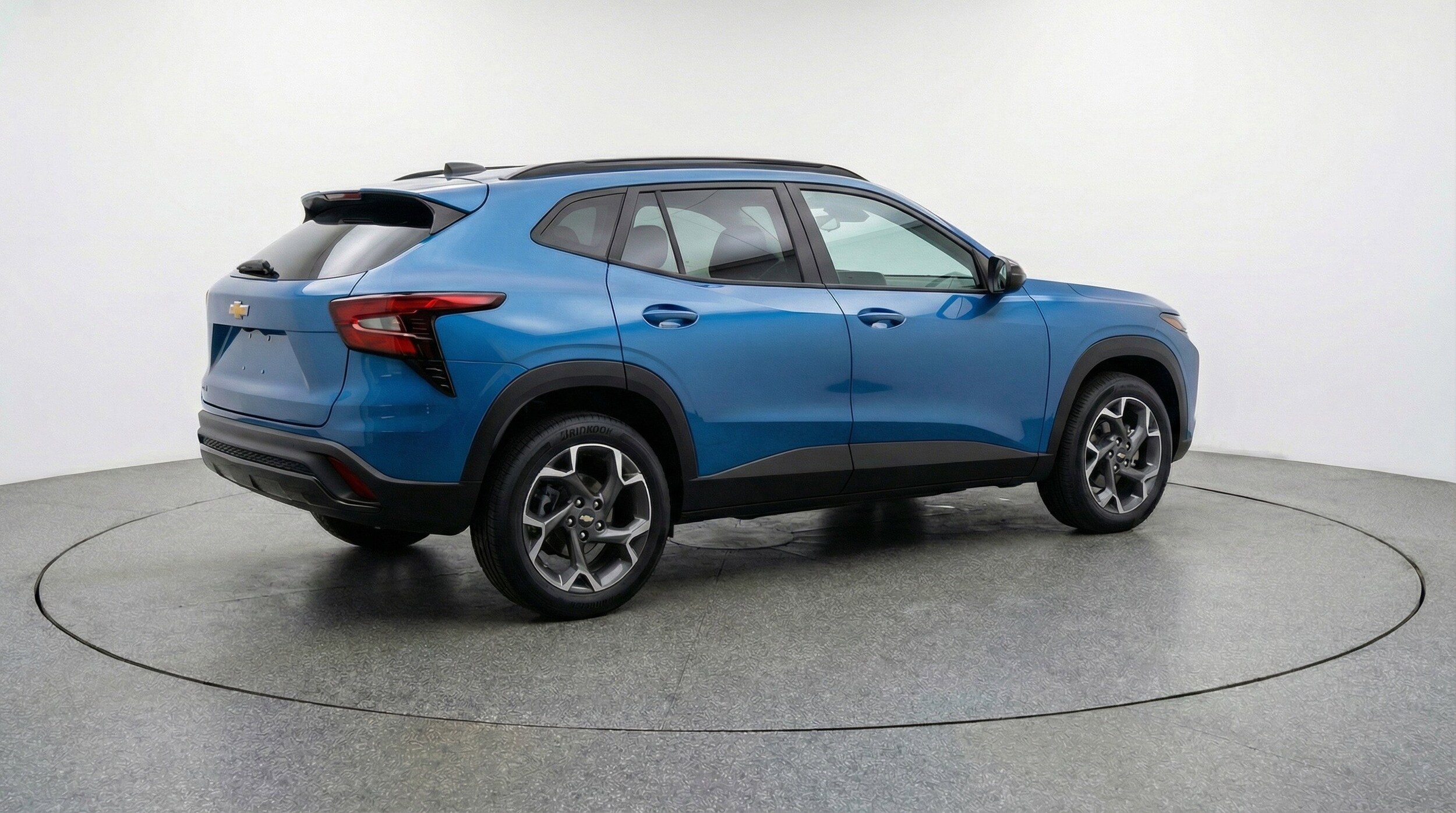 Thumbnail: 2025 Chevrolet Trax - 9
