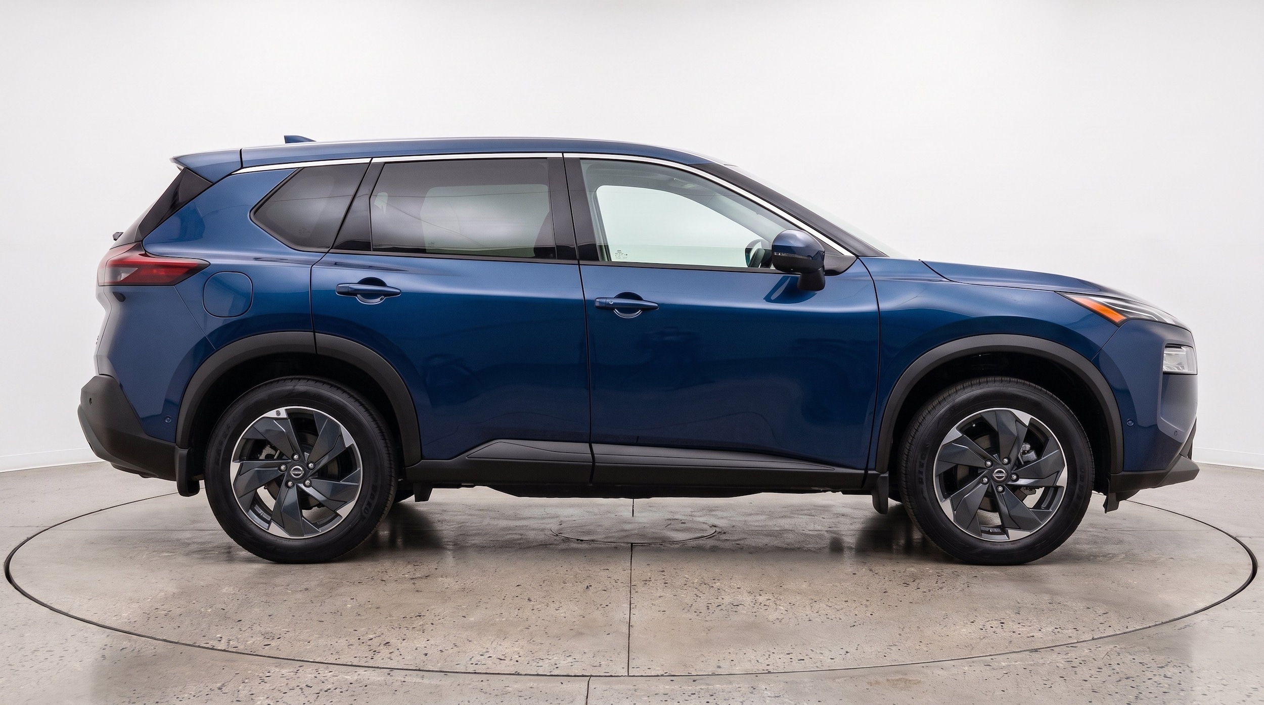 Thumbnail: 2025 Nissan Rogue - 10