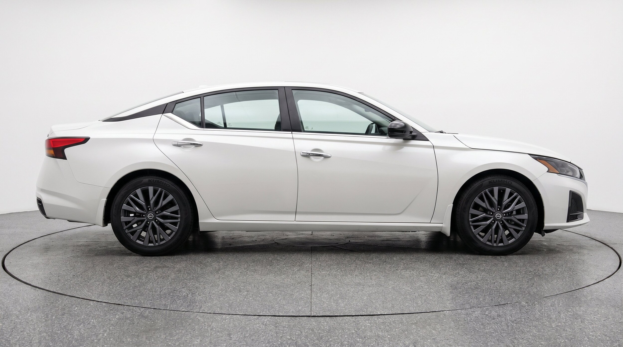 Thumbnail: 2025 Nissan Altima - 11