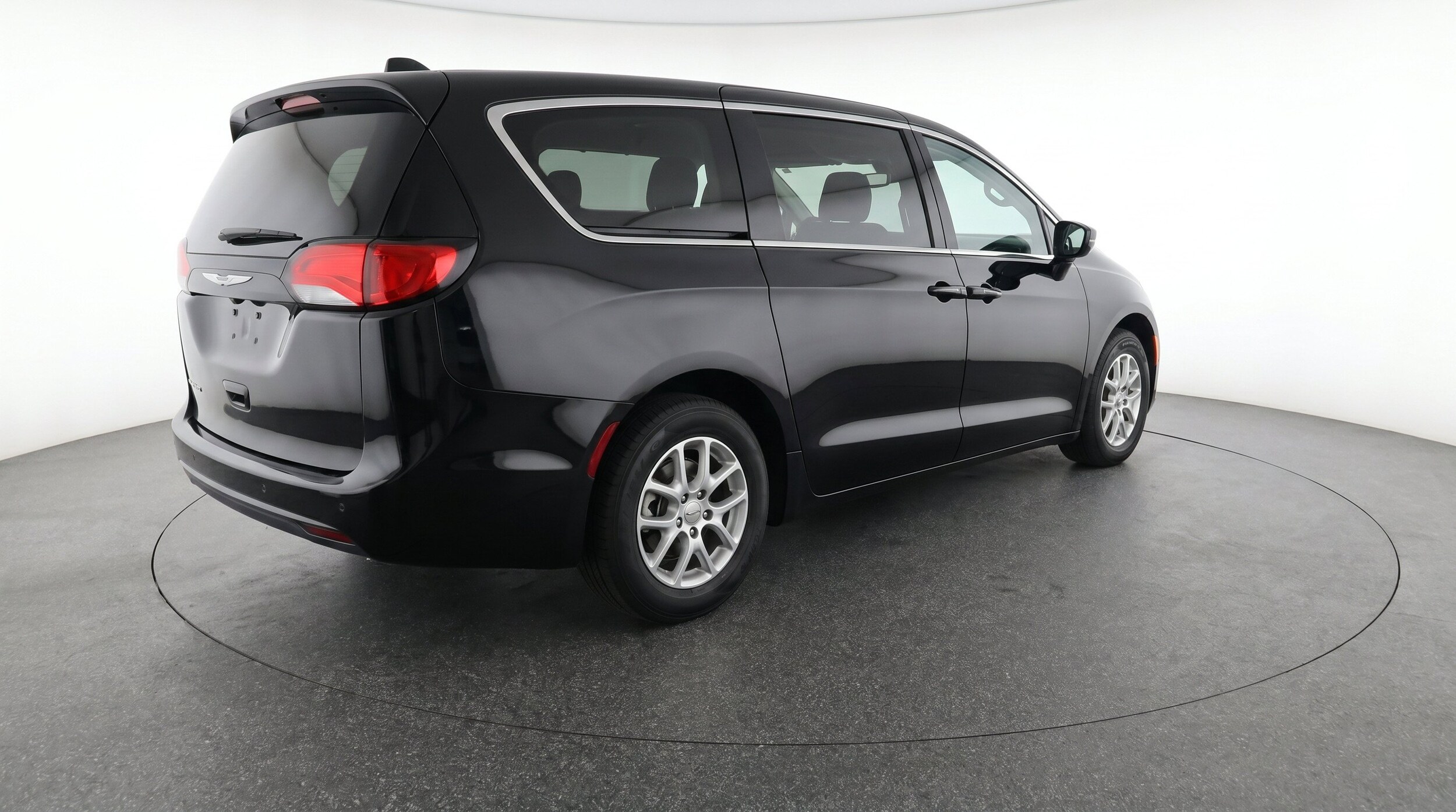Thumbnail: 2024 Chrysler Voyager - 9