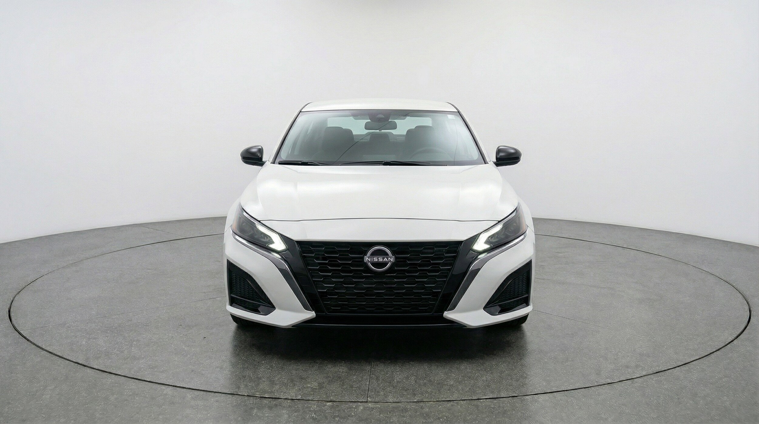 Thumbnail: 2025 Nissan Altima - 2